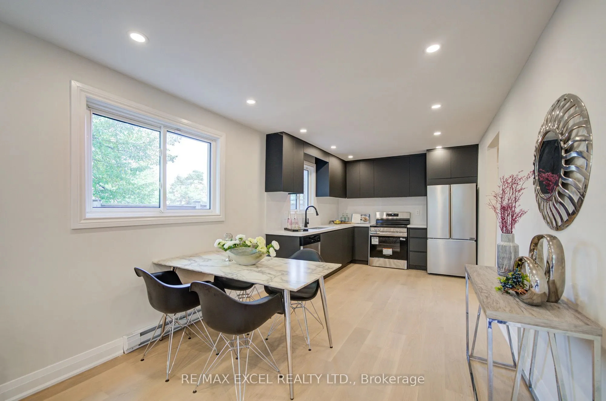 1171 Attersley Drive
