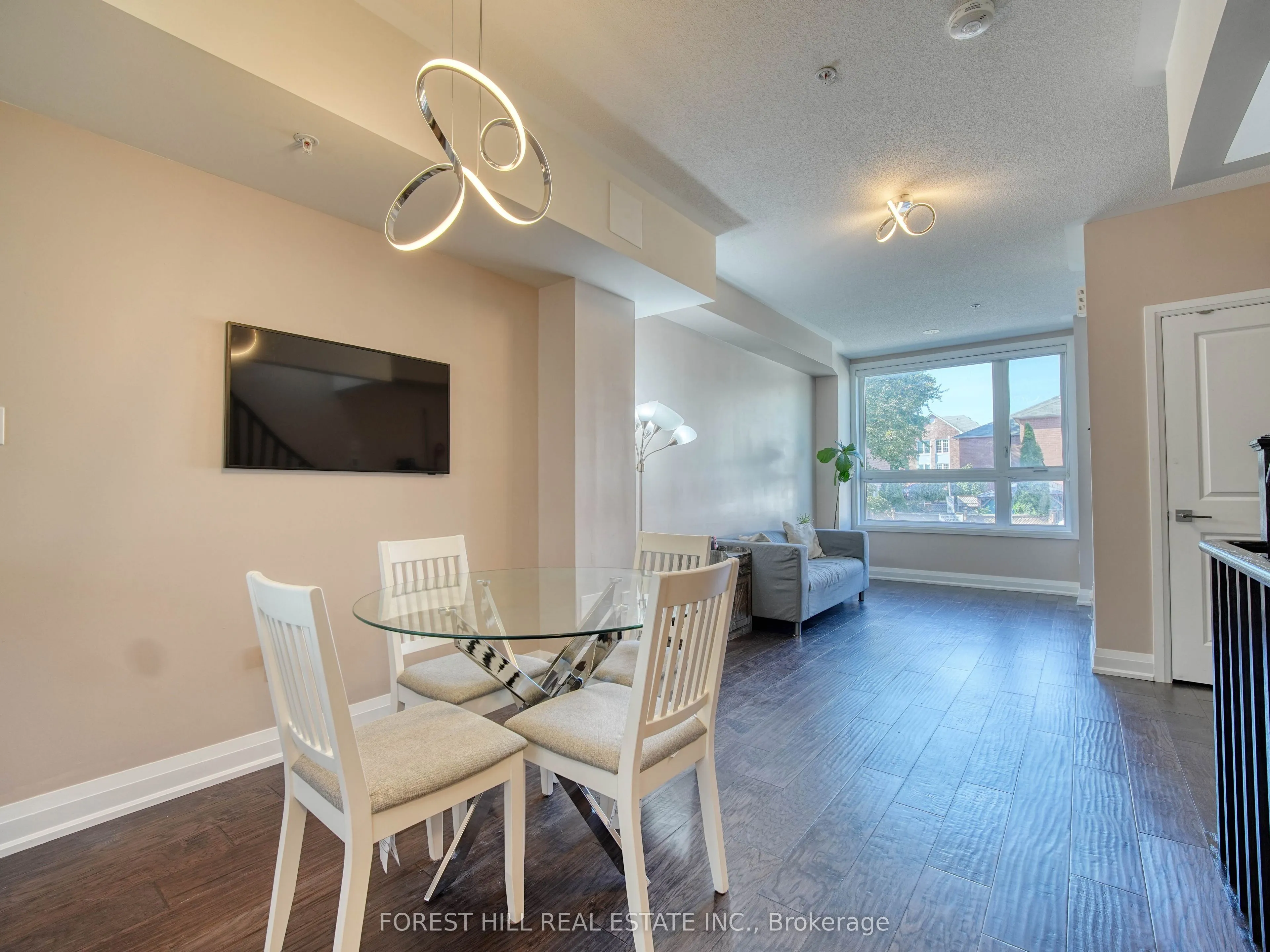 1870 Altona Road #18