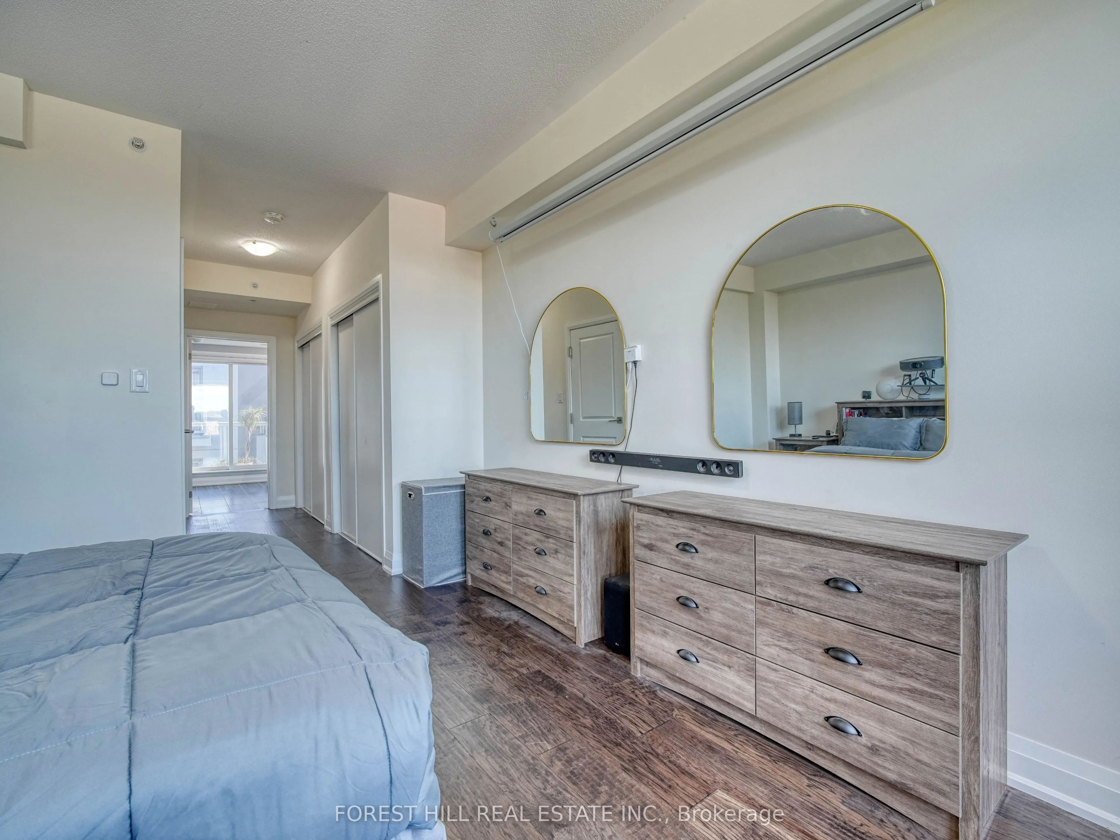 1870 Altona Road #18