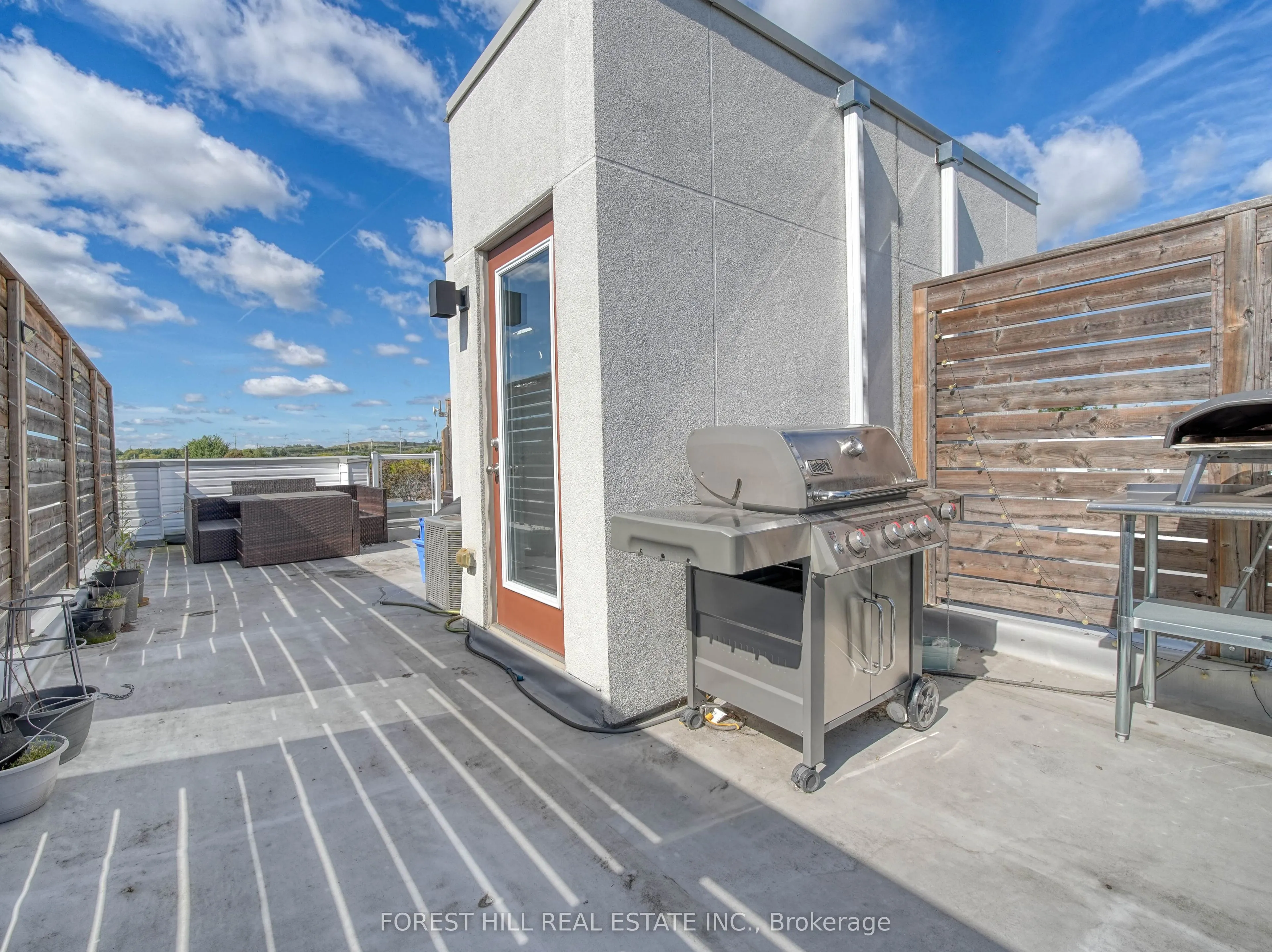 1870 Altona Road #18