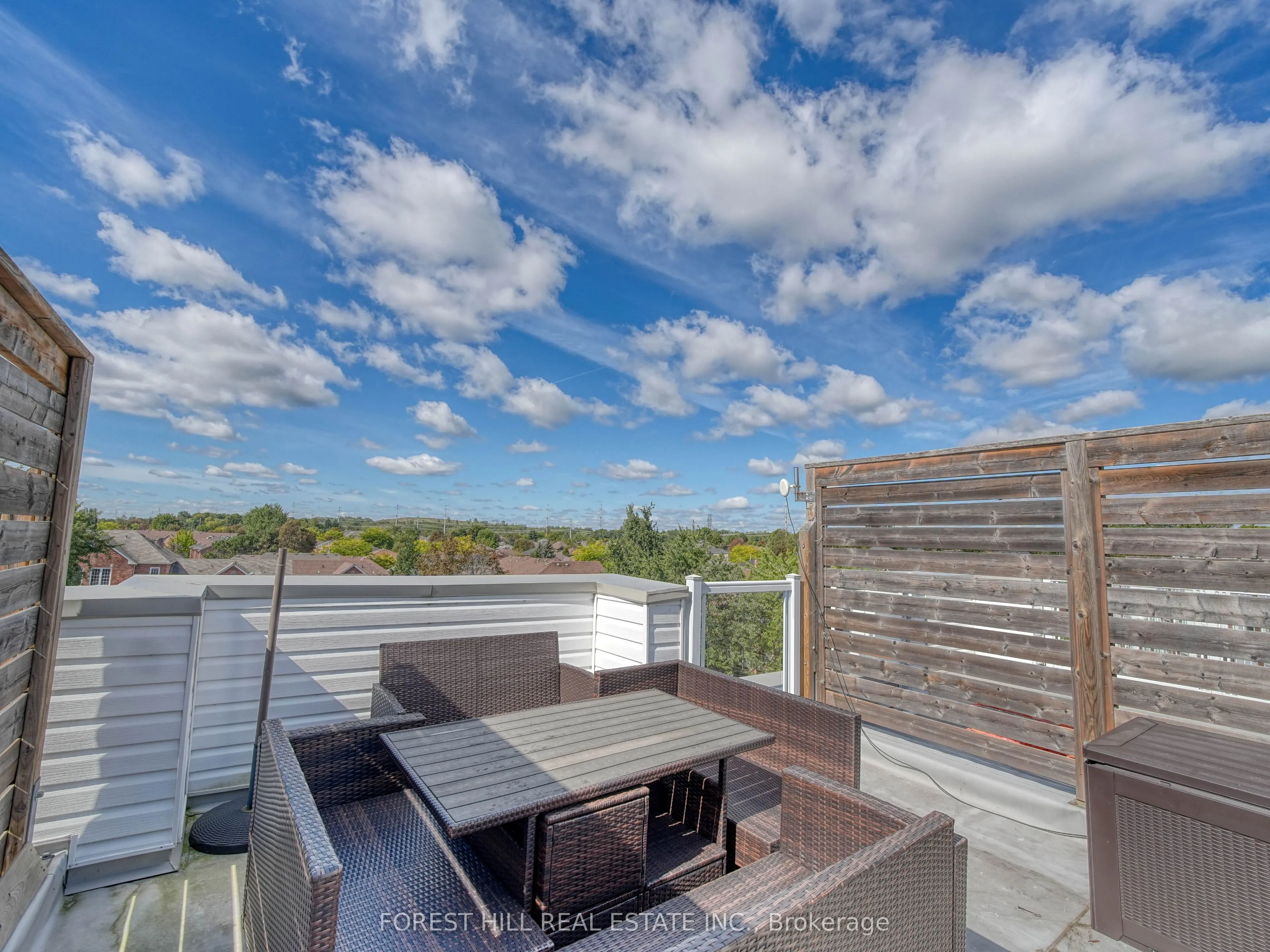 1870 Altona Road #18