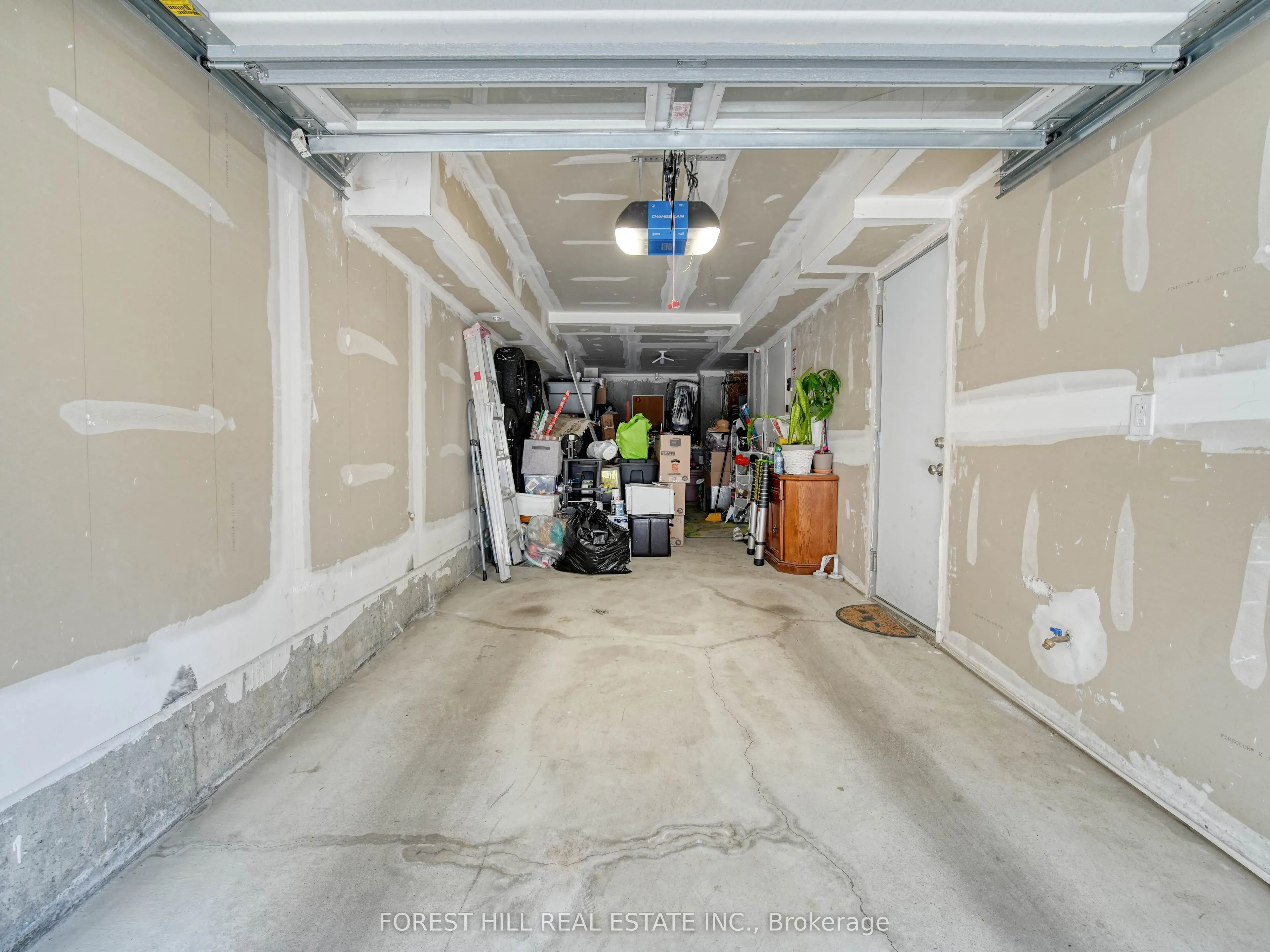 1870 Altona Road #18