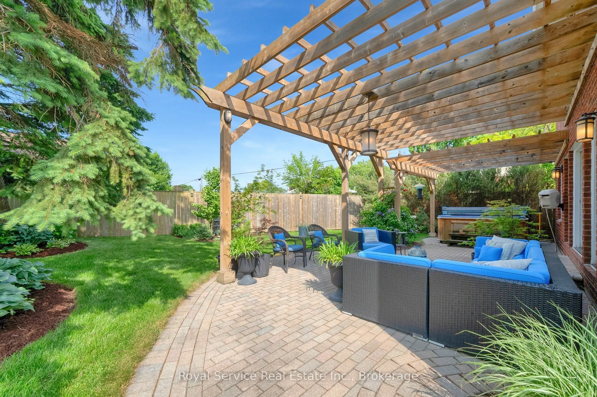 88 Simpson Avenue