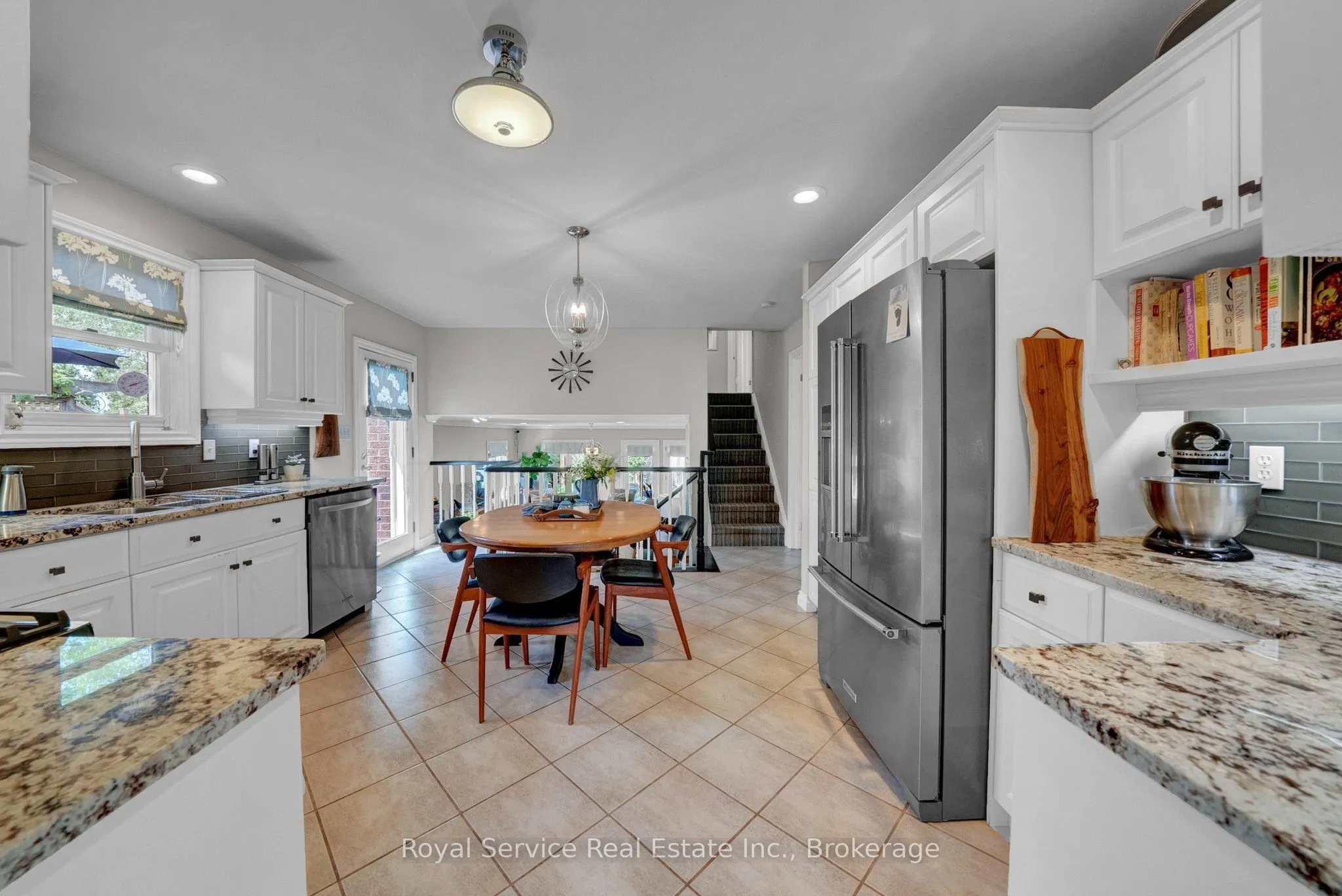 88 Simpson Avenue