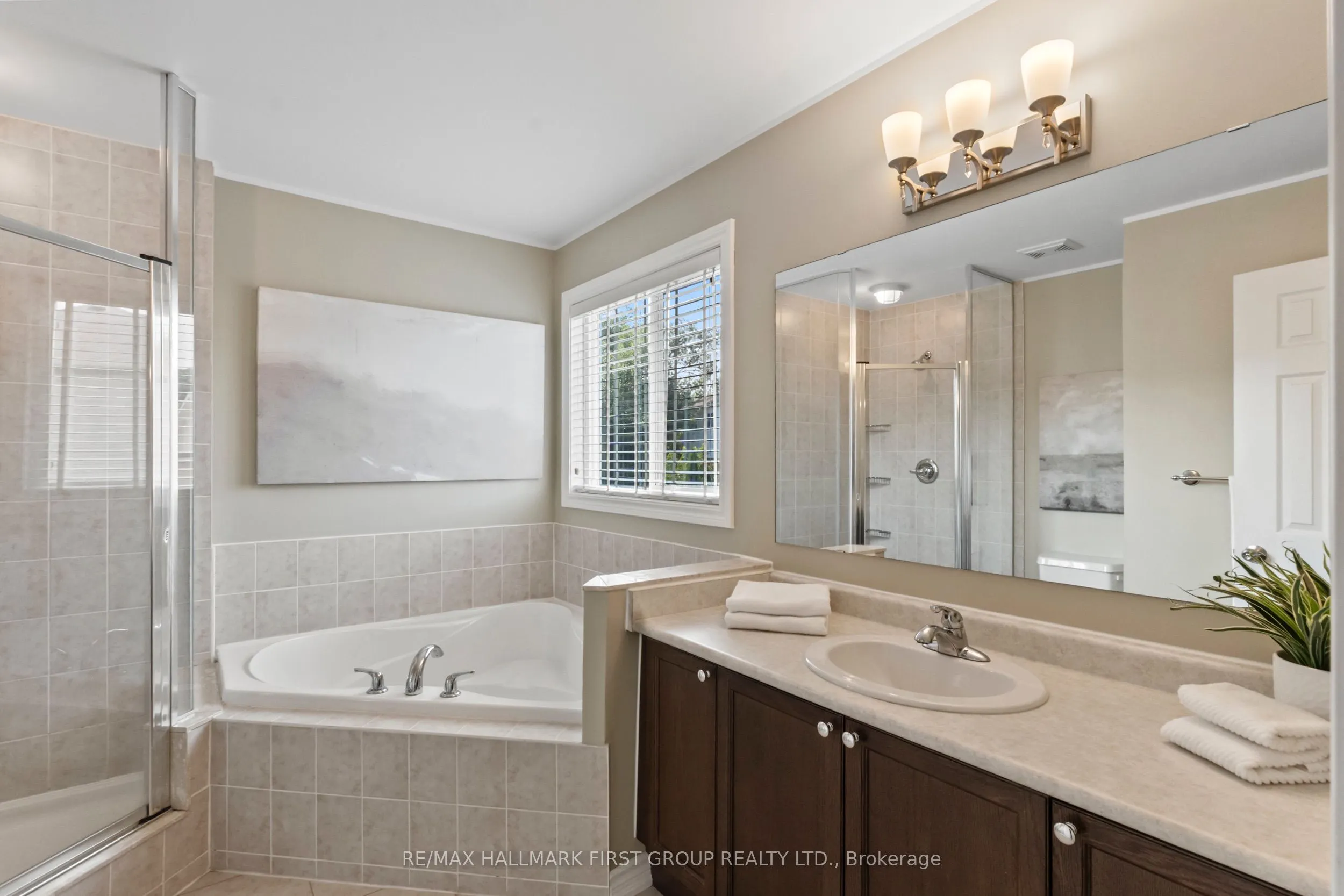 96 Redfern Crescent