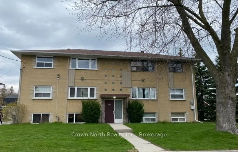 239 Montrave Avenue #4