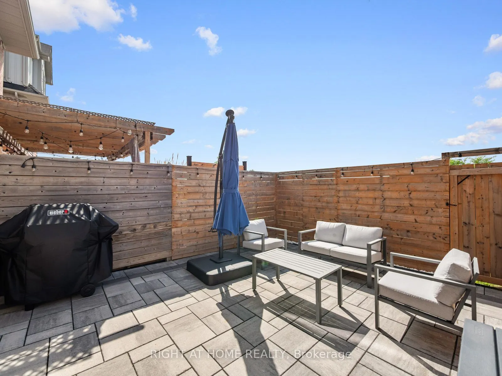 100 Magpie Way