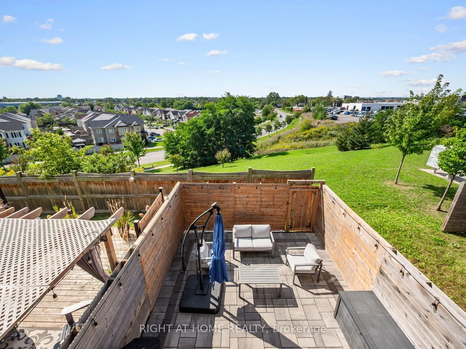 100 Magpie Way