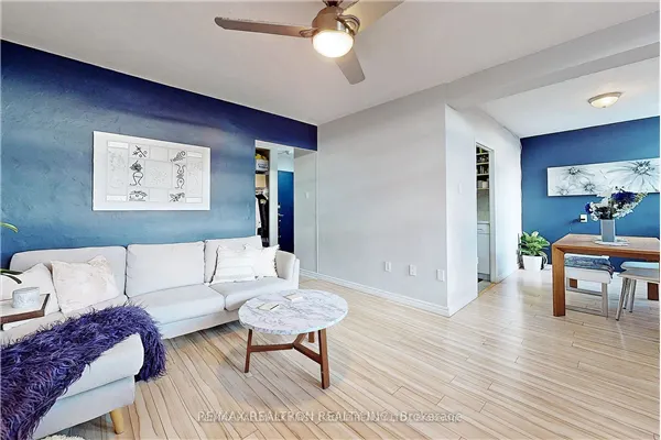 2245 Eglinton Avenue E #803