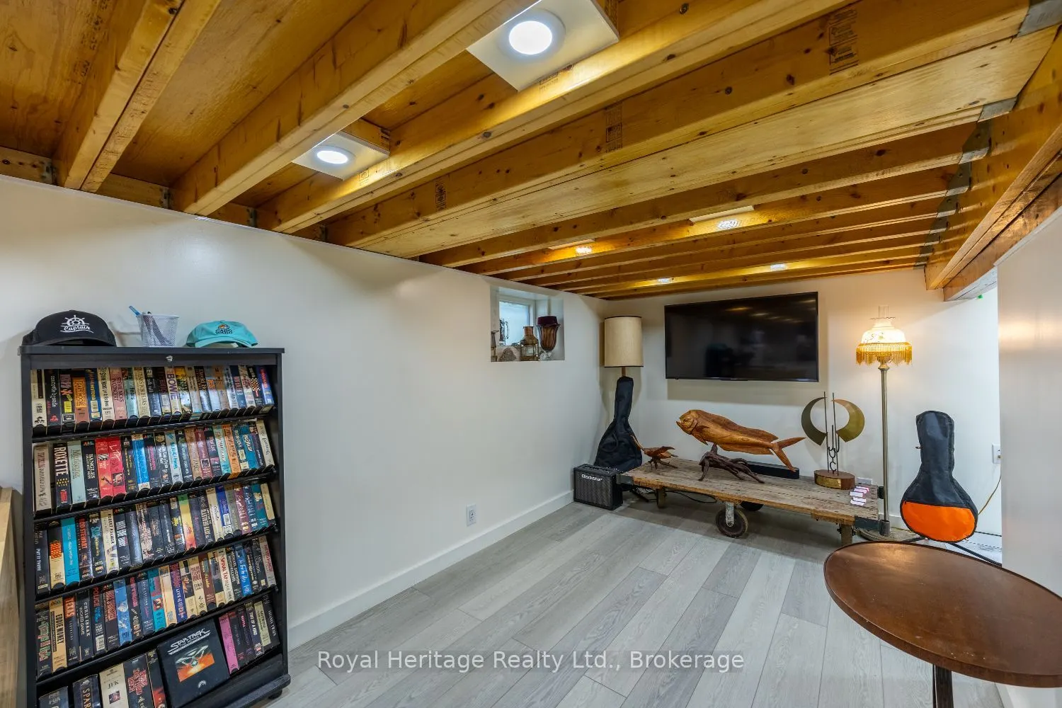 207 Valencia Road