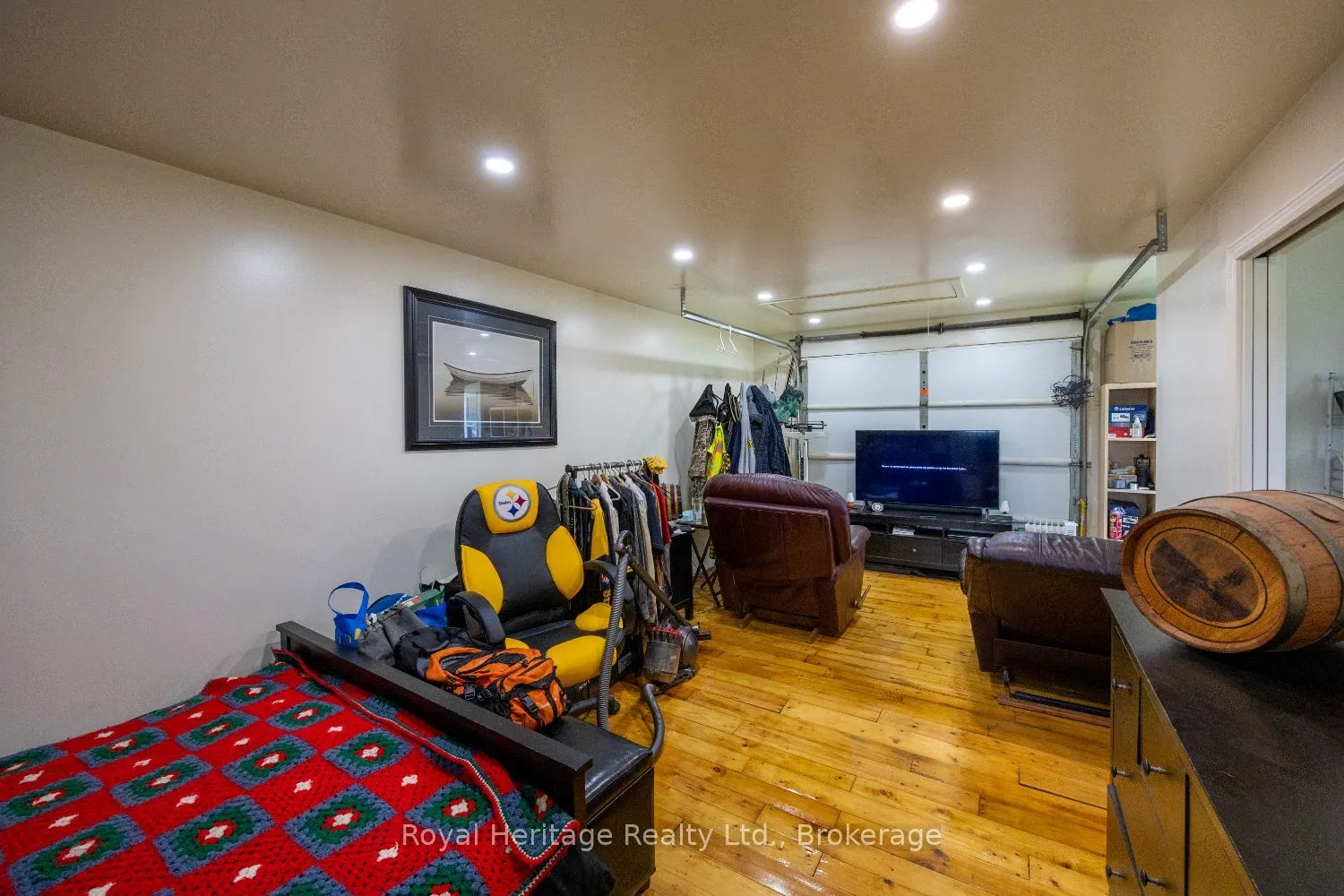 207 Valencia Road