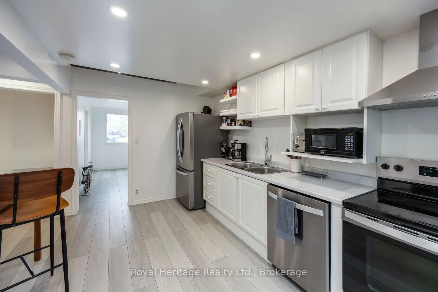 207 Valencia Road