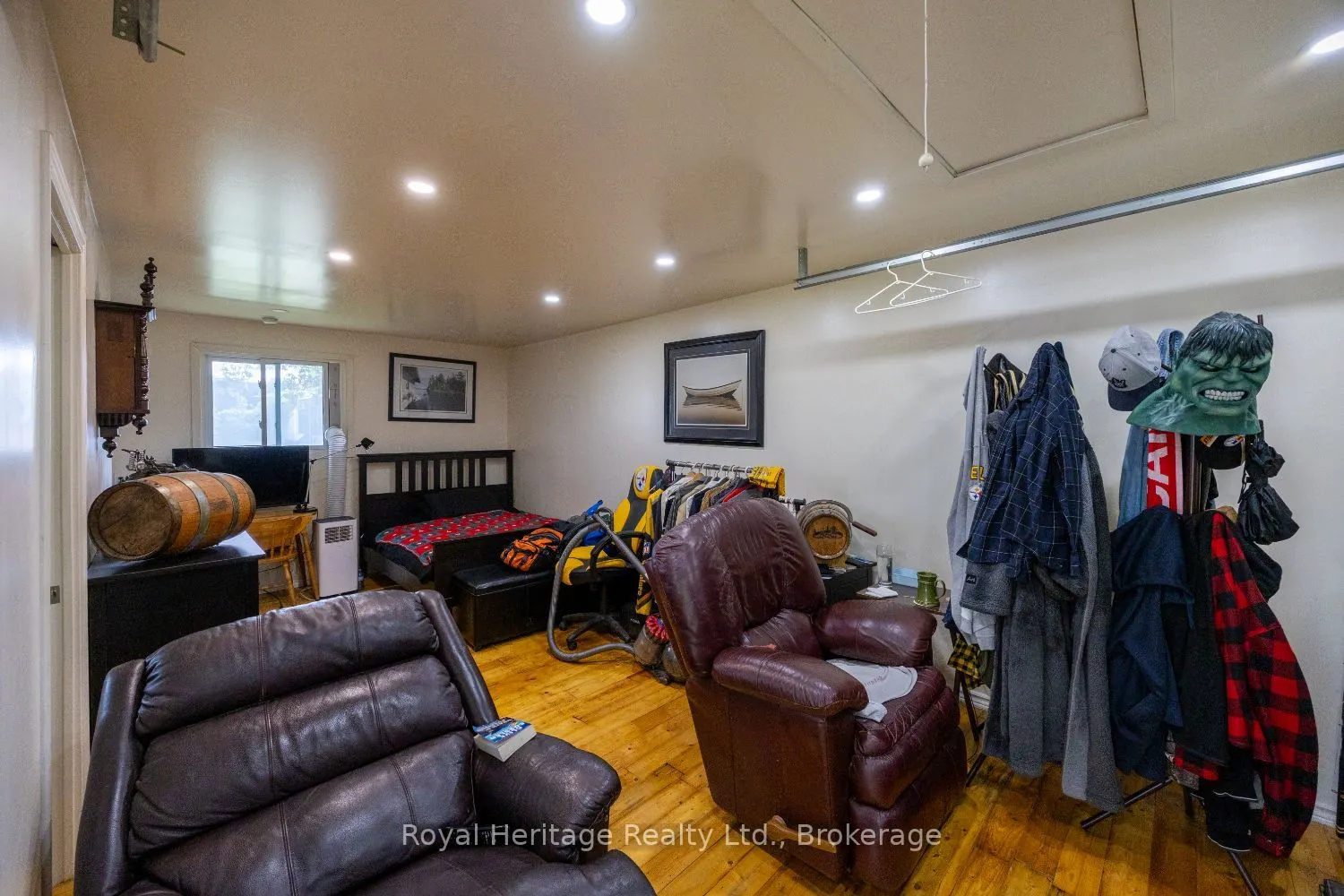207 Valencia Road