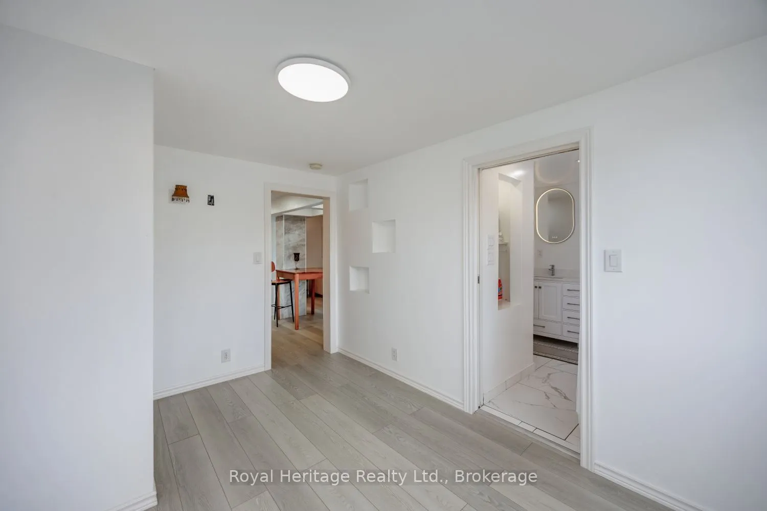 207 Valencia Road