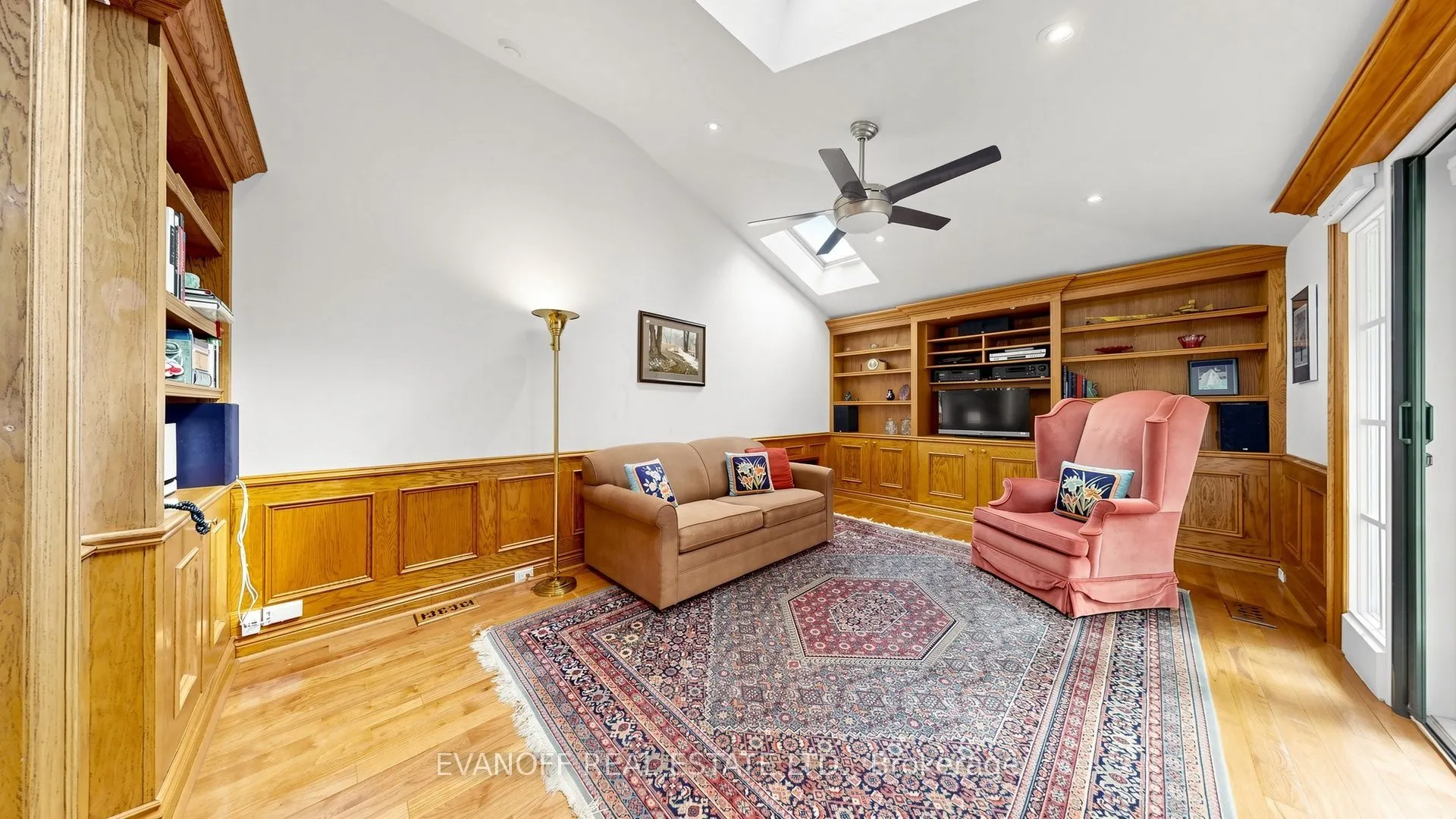 4 Galloway Road