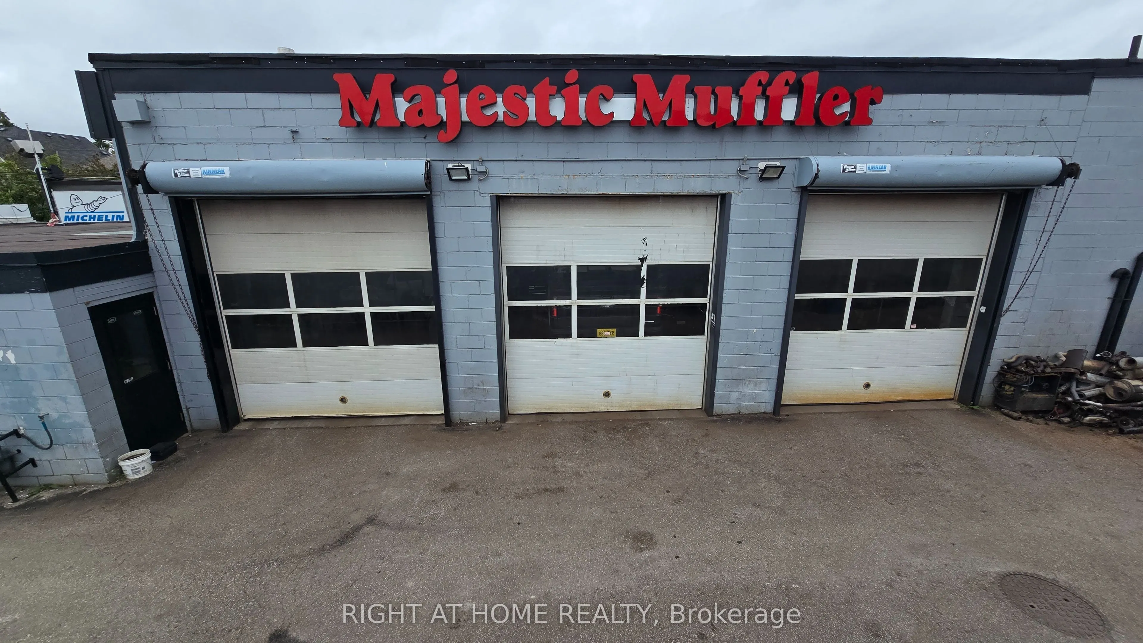 6462 Kingston Road