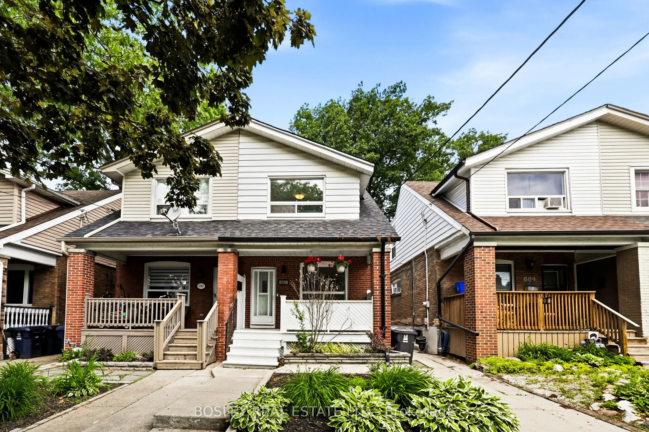 682 Milverton Boulevard