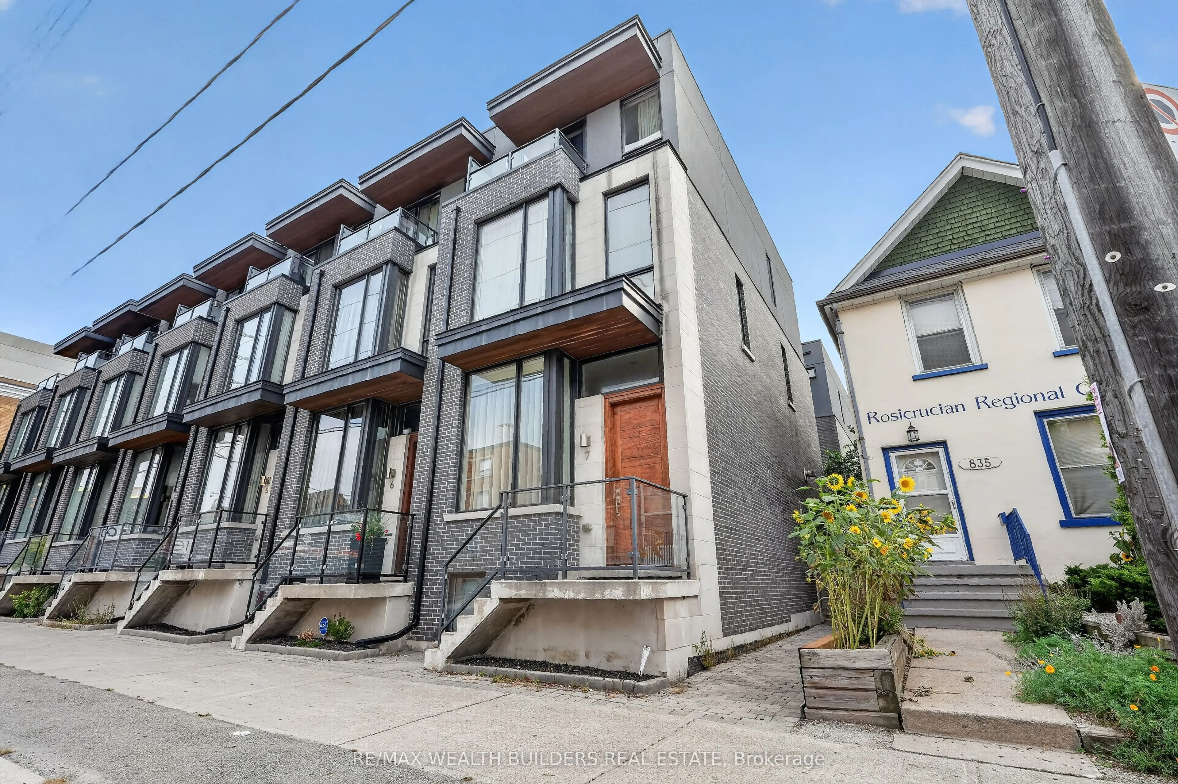 837 Broadview Avenue #TH-07