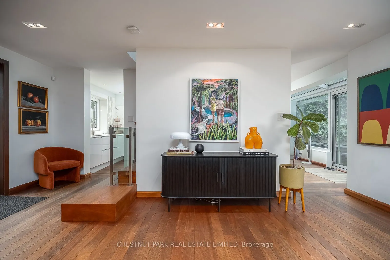 16 Fallingbrook Wood