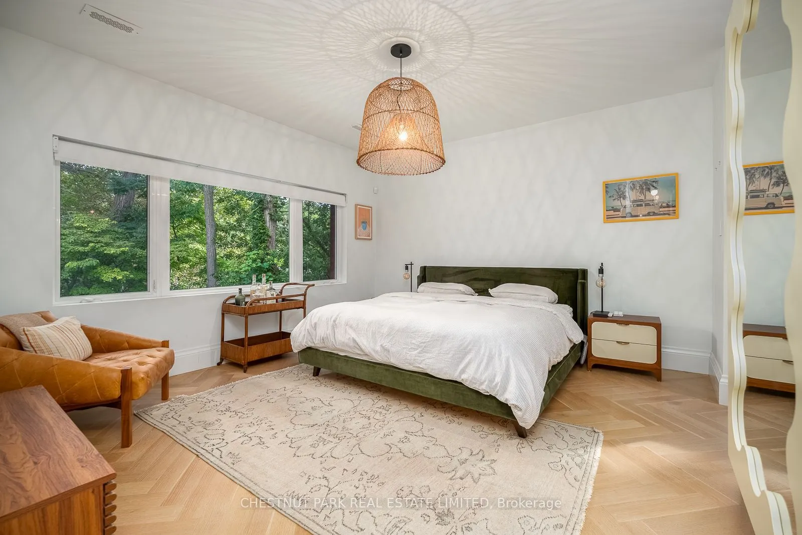 16 Fallingbrook Wood
