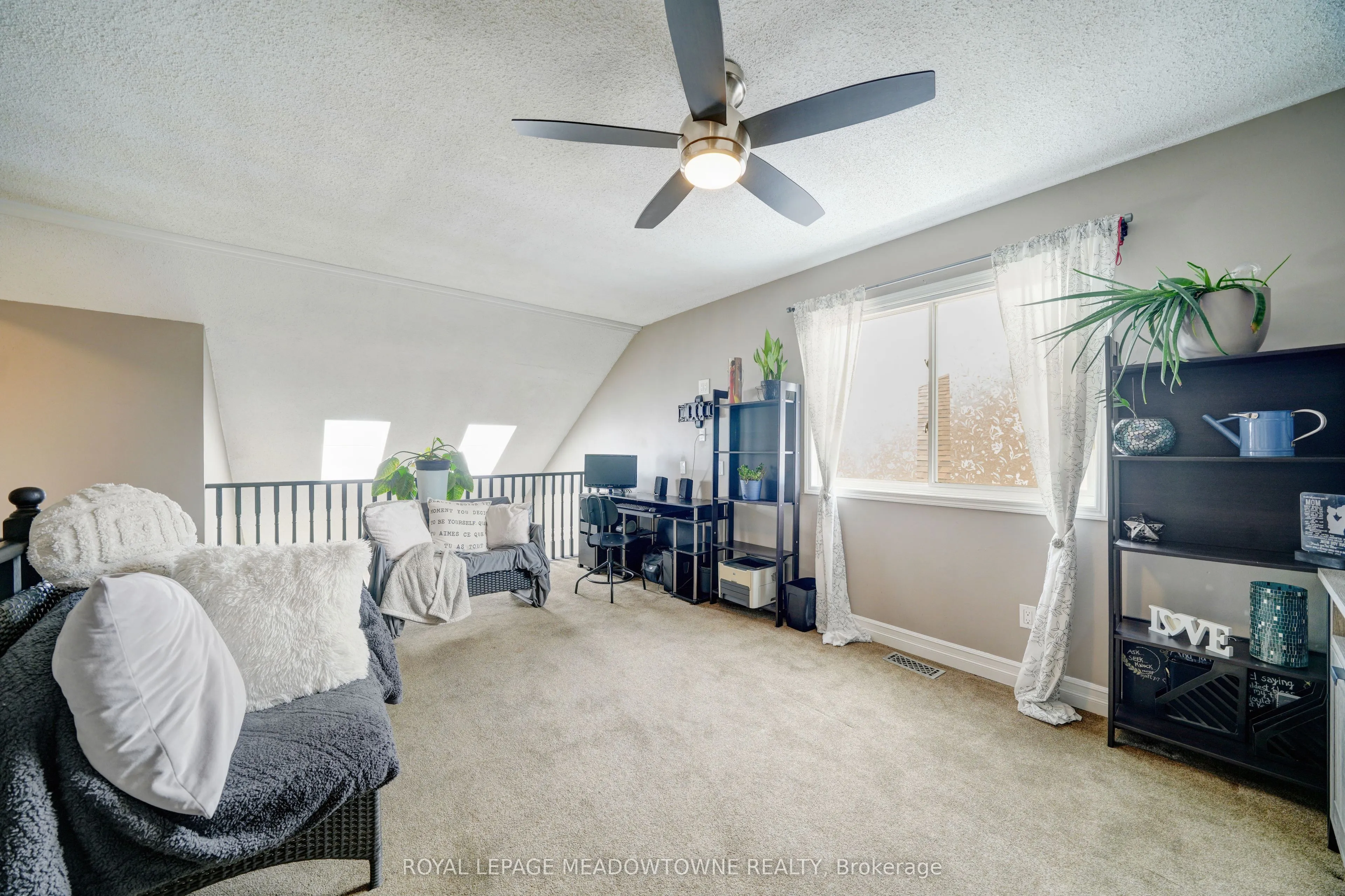 494 Flagstone Court