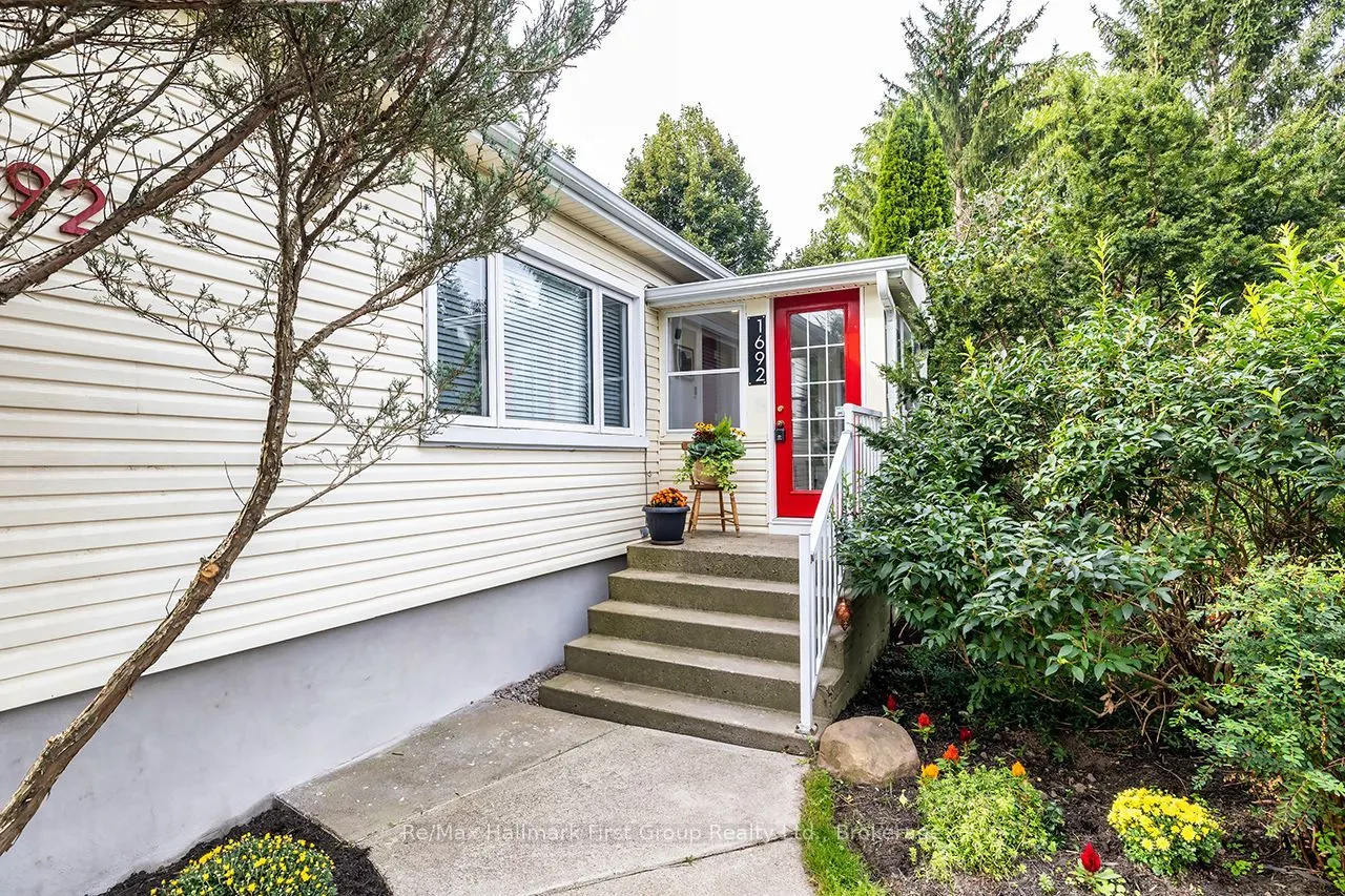1692 Scugog Street