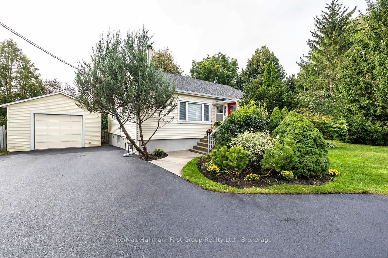 1692 Scugog Street