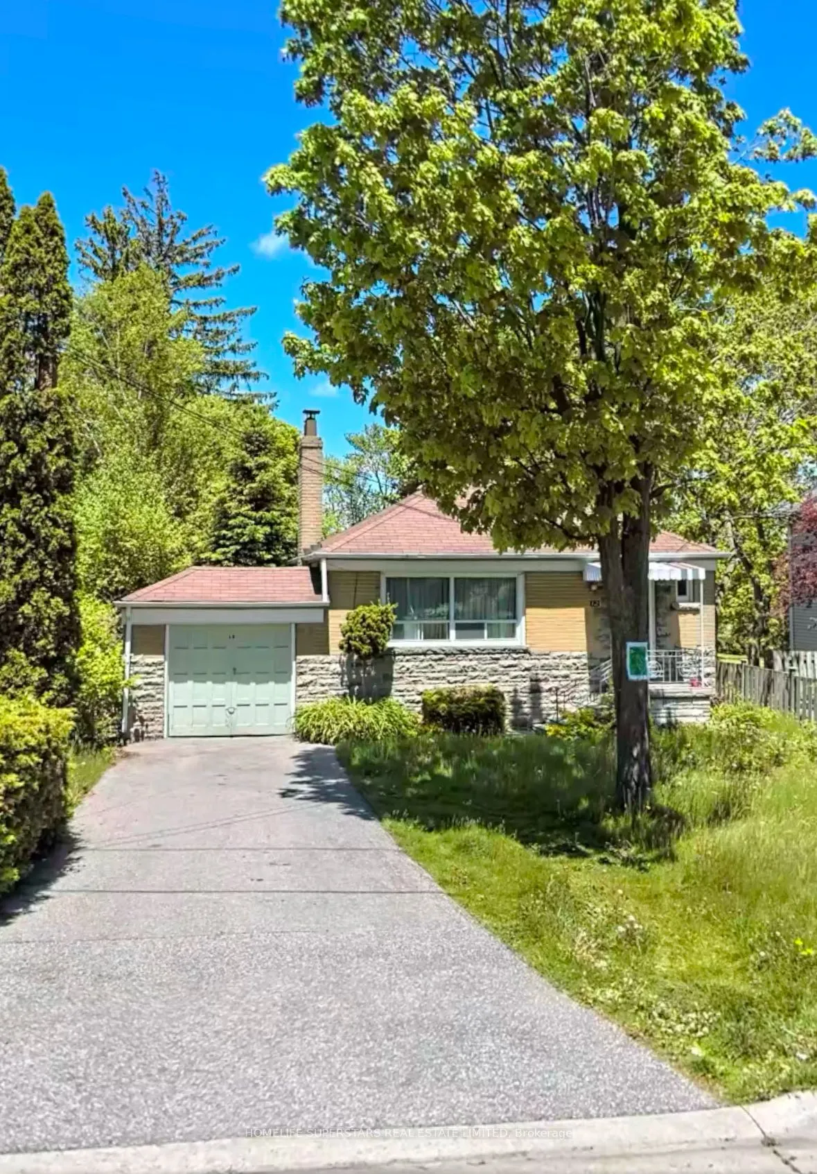 12 Chatterton Boulevard