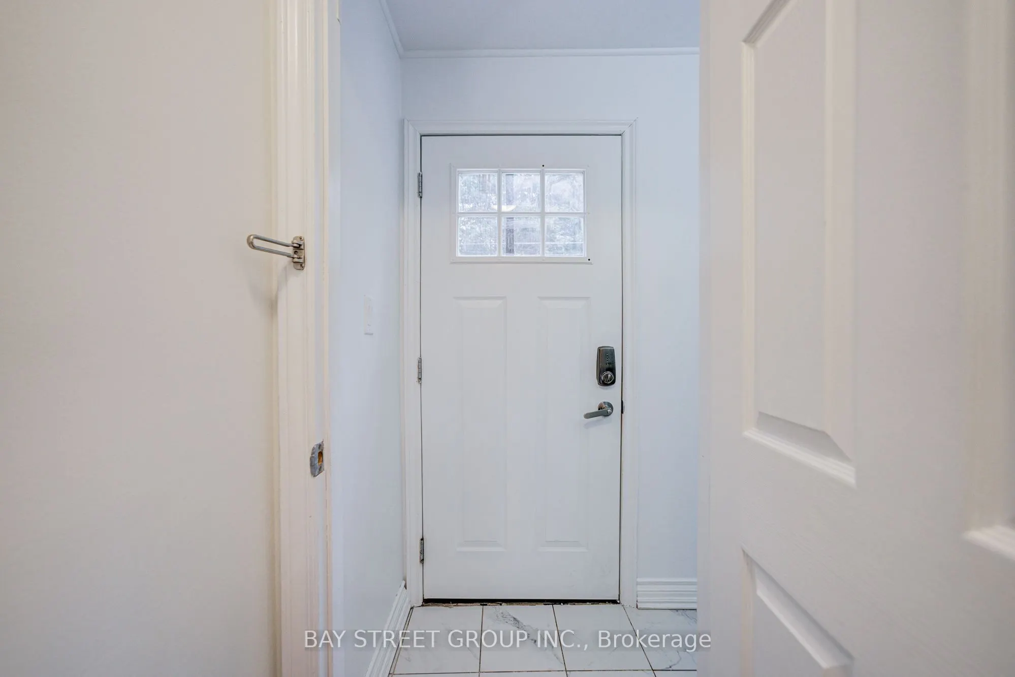 7 Emmott Avenue