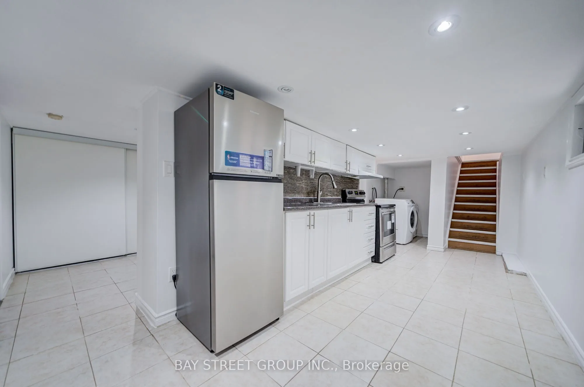 7 Emmott Avenue