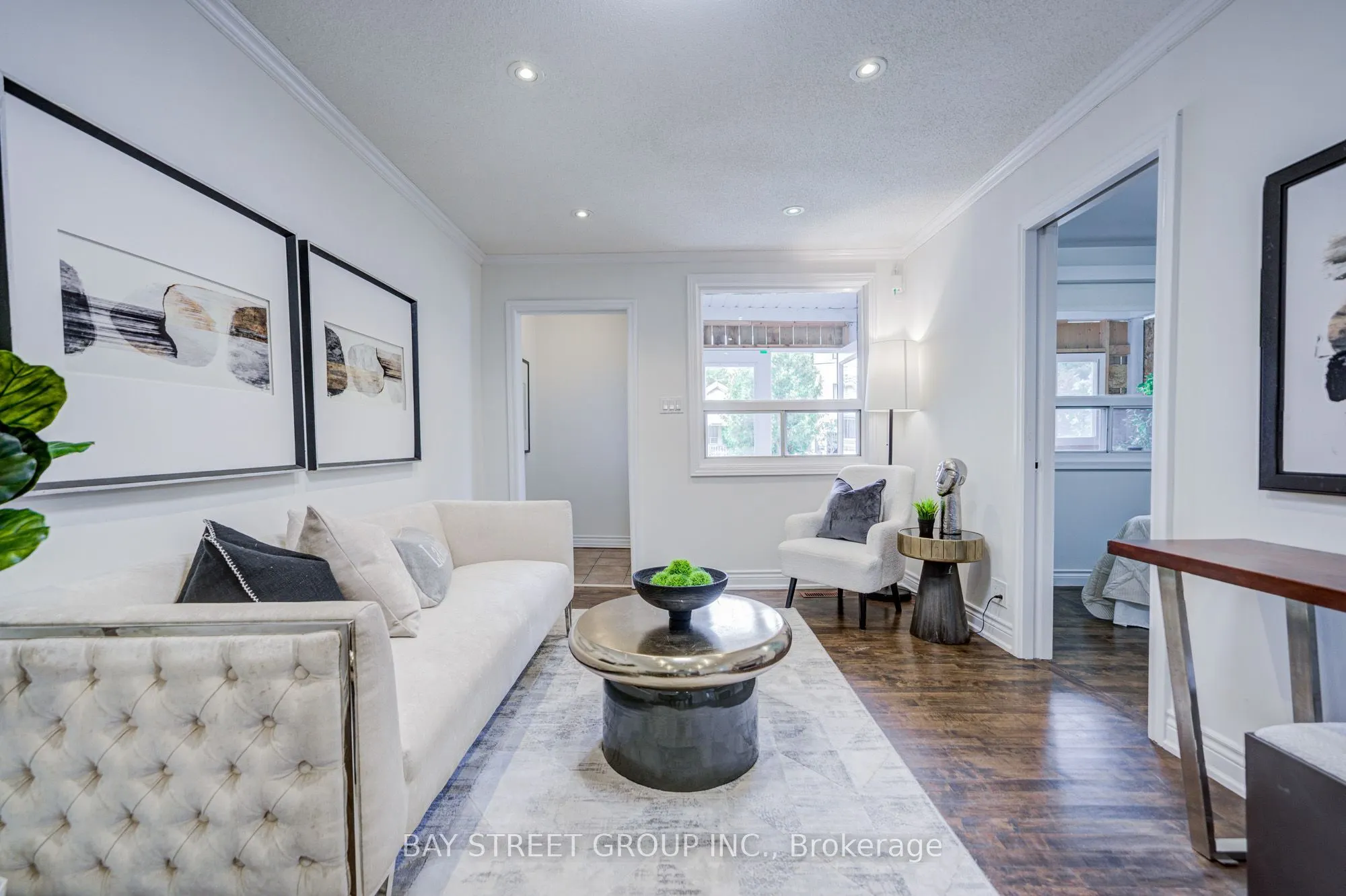 7 Emmott Avenue