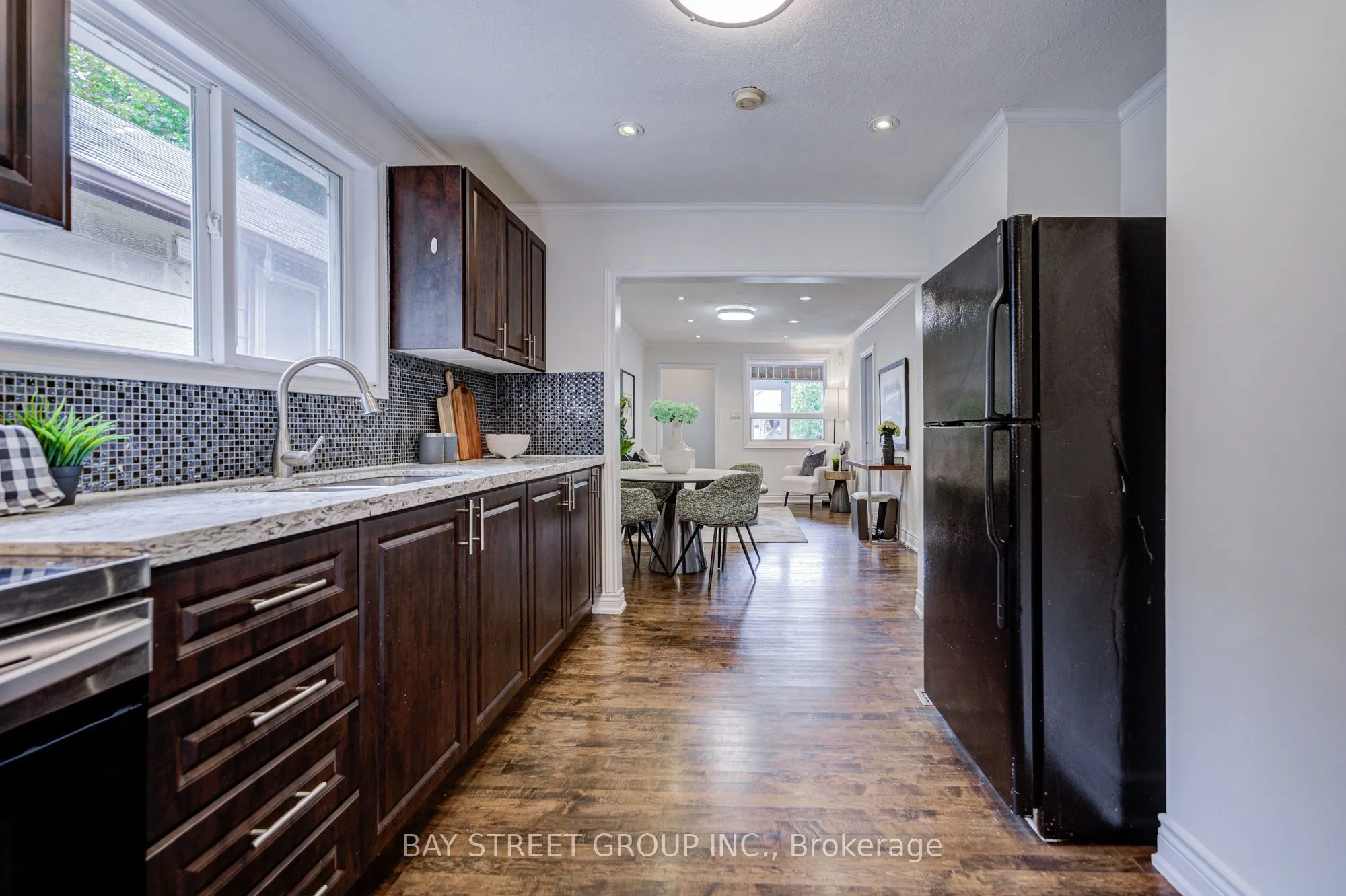 7 Emmott Avenue