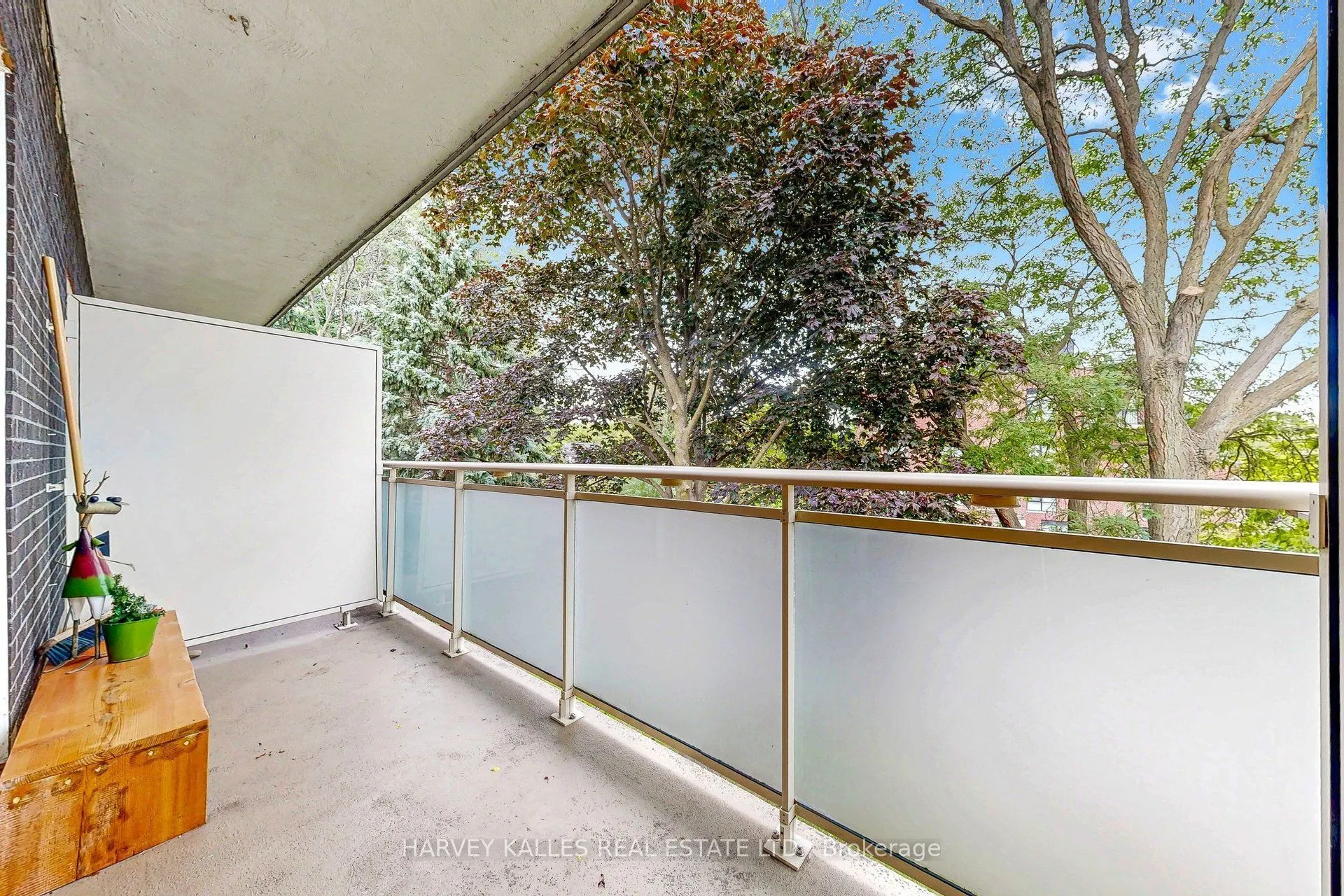 123 Woodbine Avenue #315