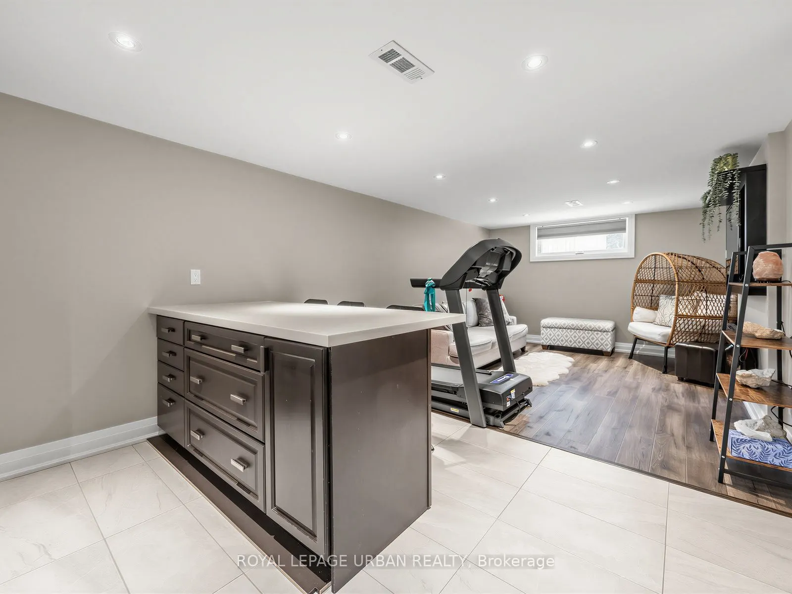 15 Samya Court