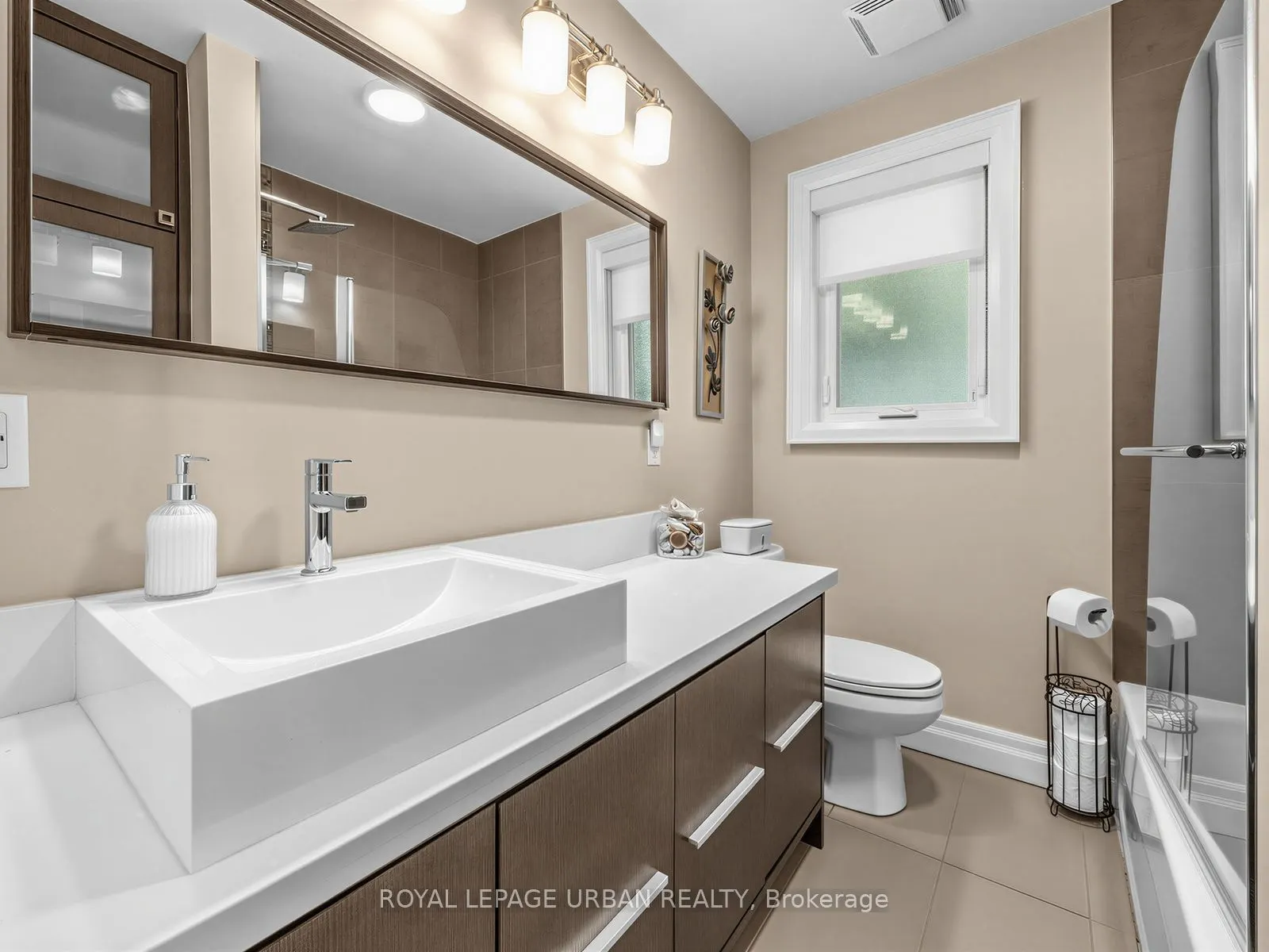 15 Samya Court