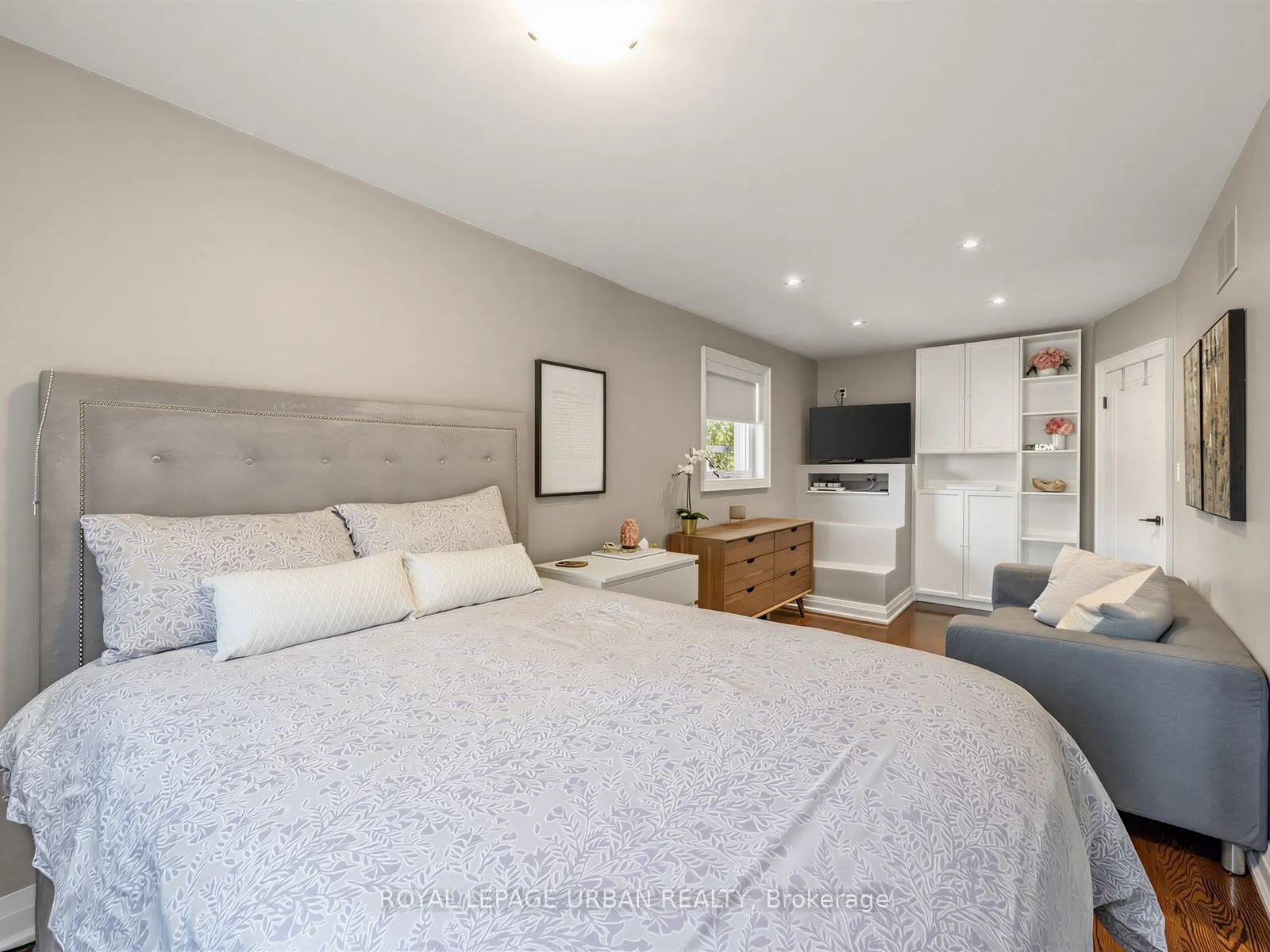 15 Samya Court