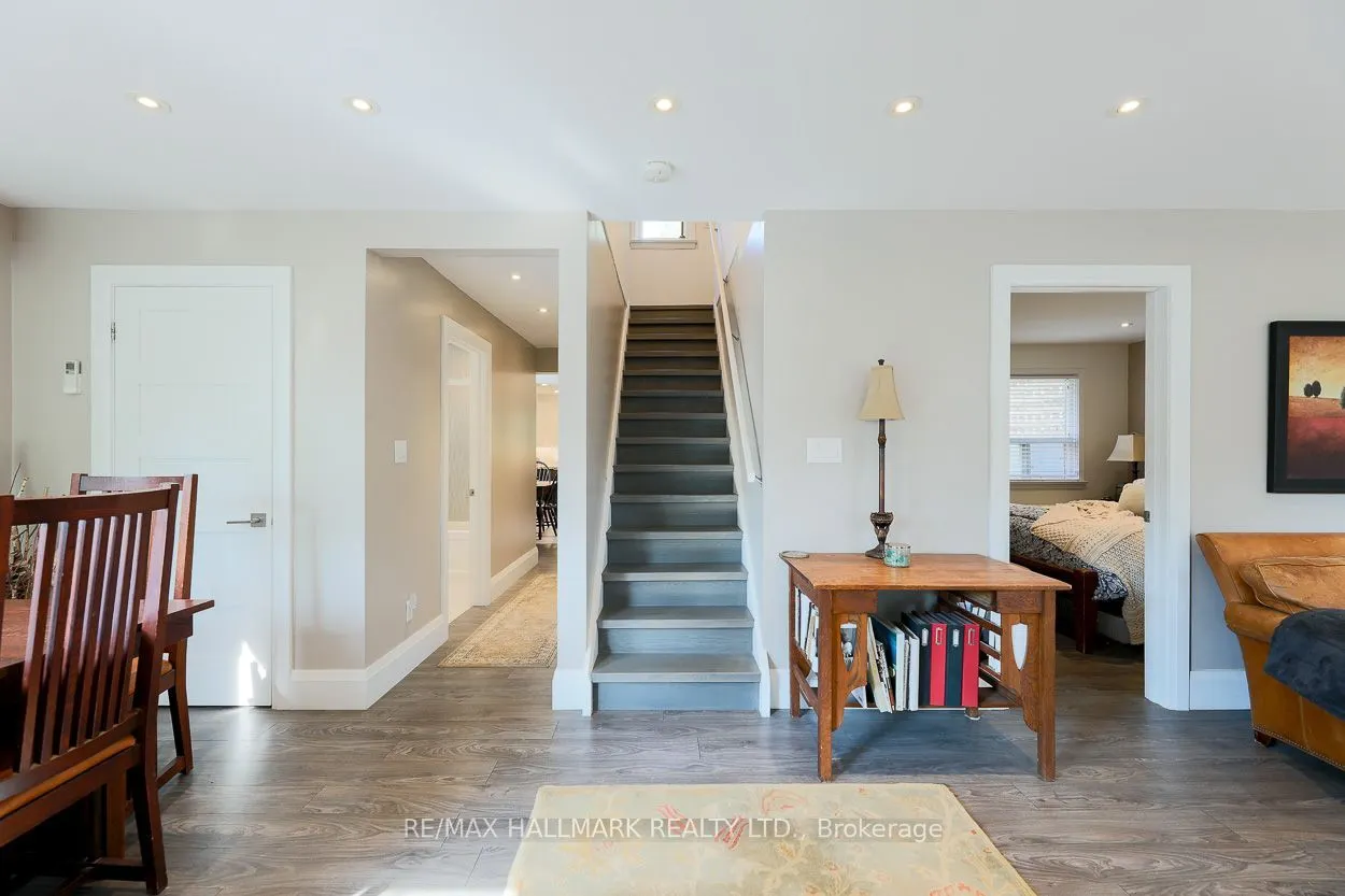 110 Lakeside Avenue