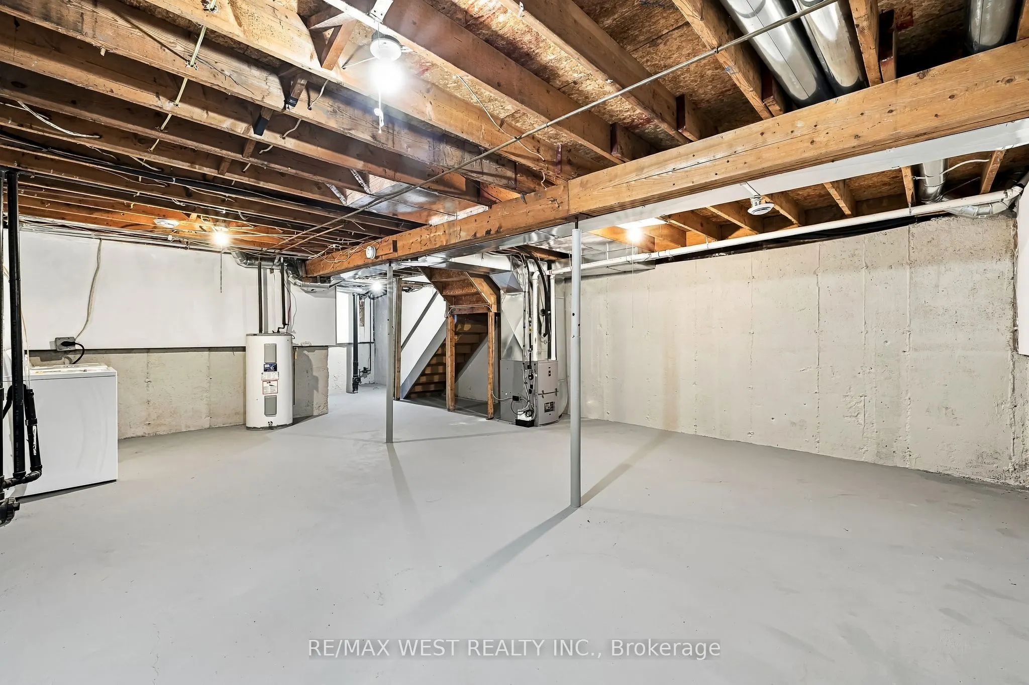 721 Cricklewood Drive #3