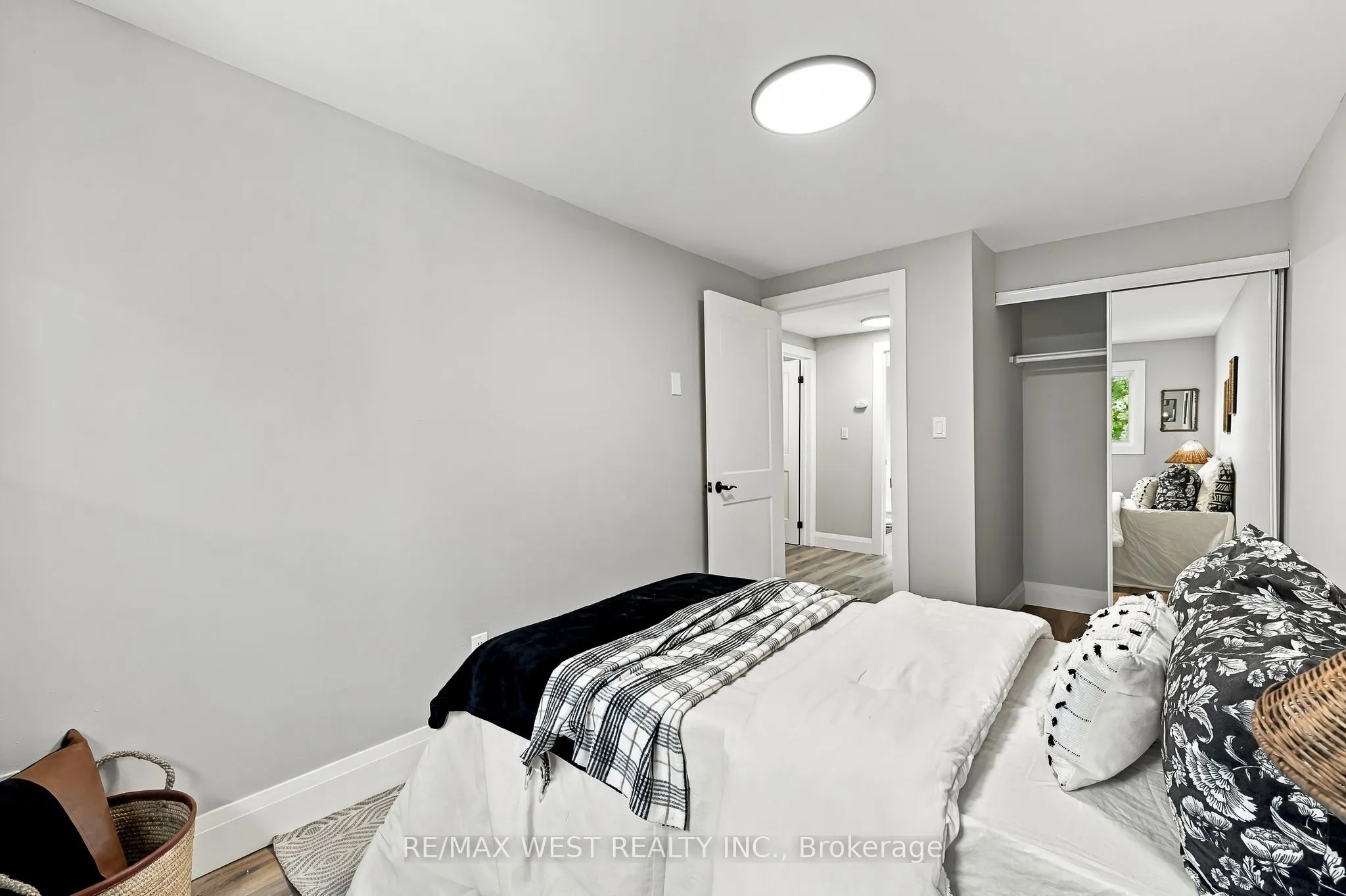 721 Cricklewood Drive #3