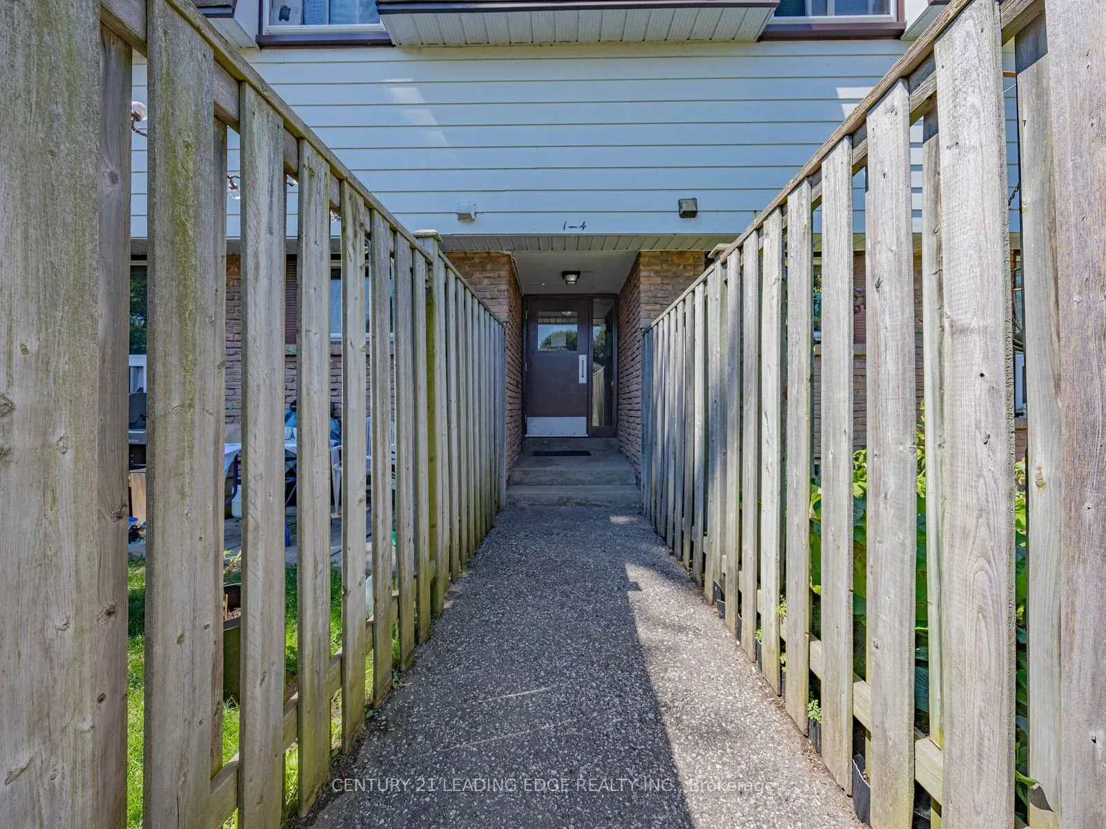 1300 Oxford Street #3