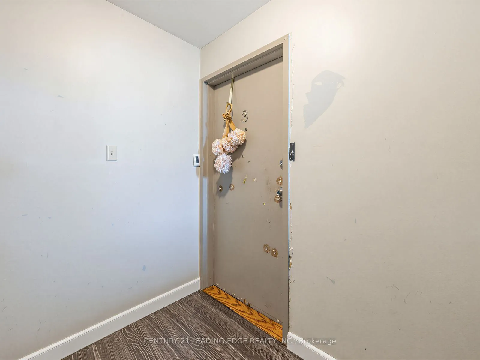 1300 Oxford Street #3