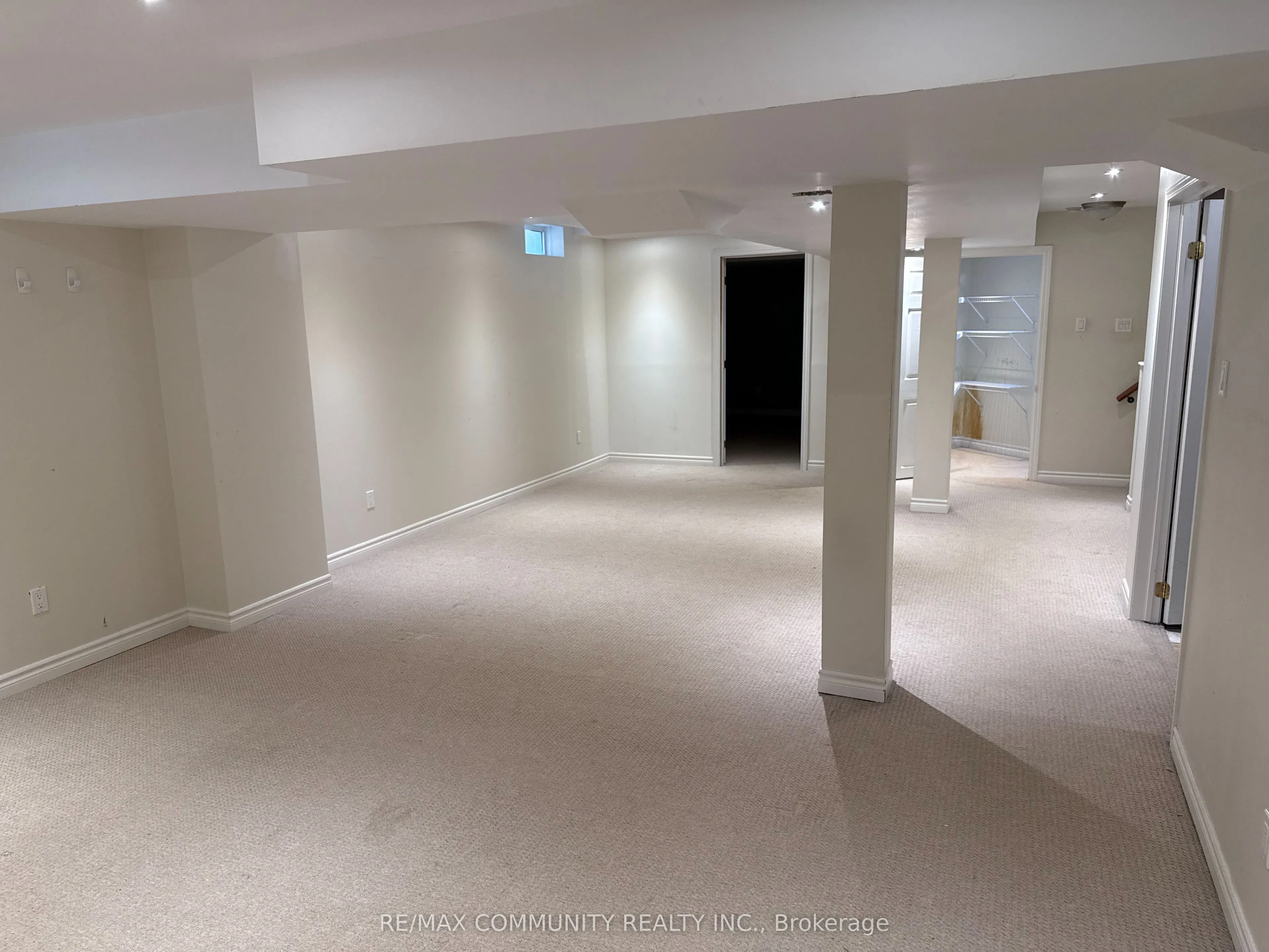 3 Baycliffe Drive