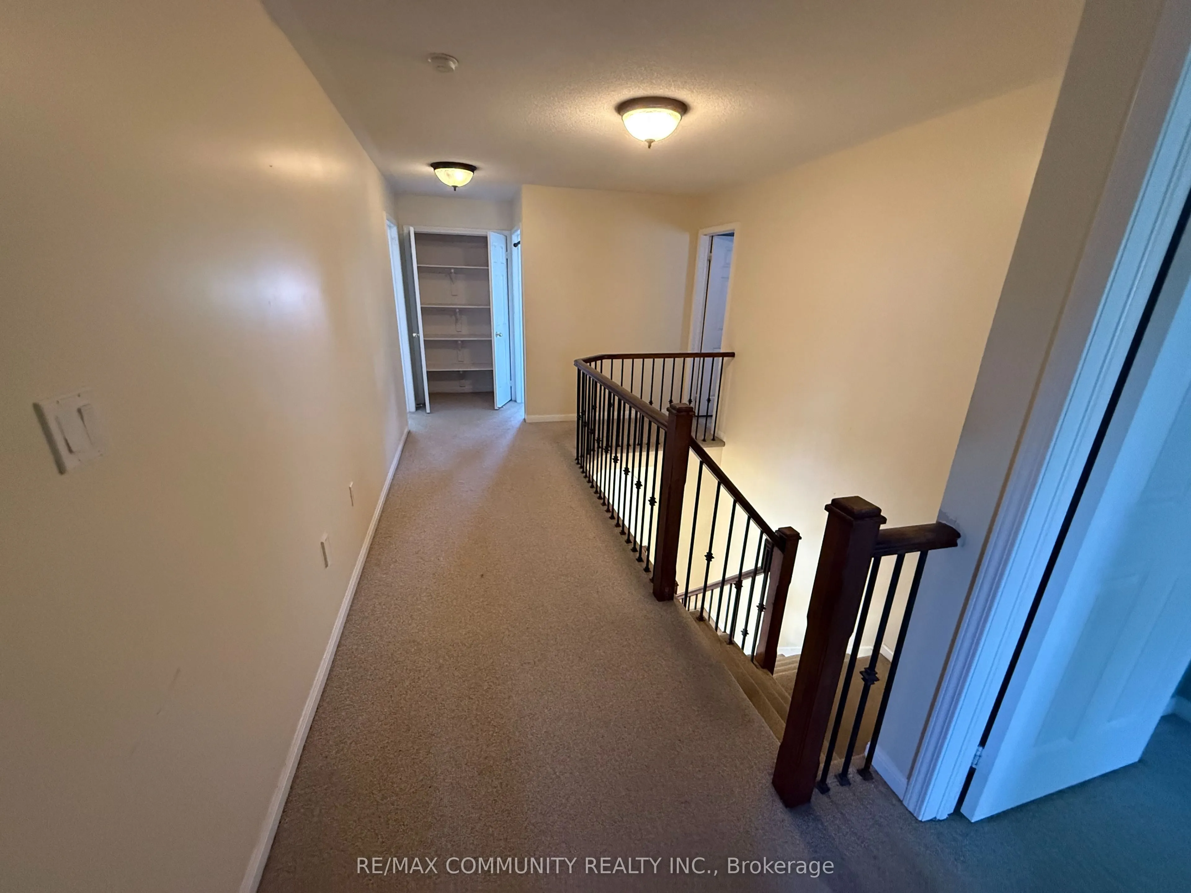 3 Baycliffe Drive