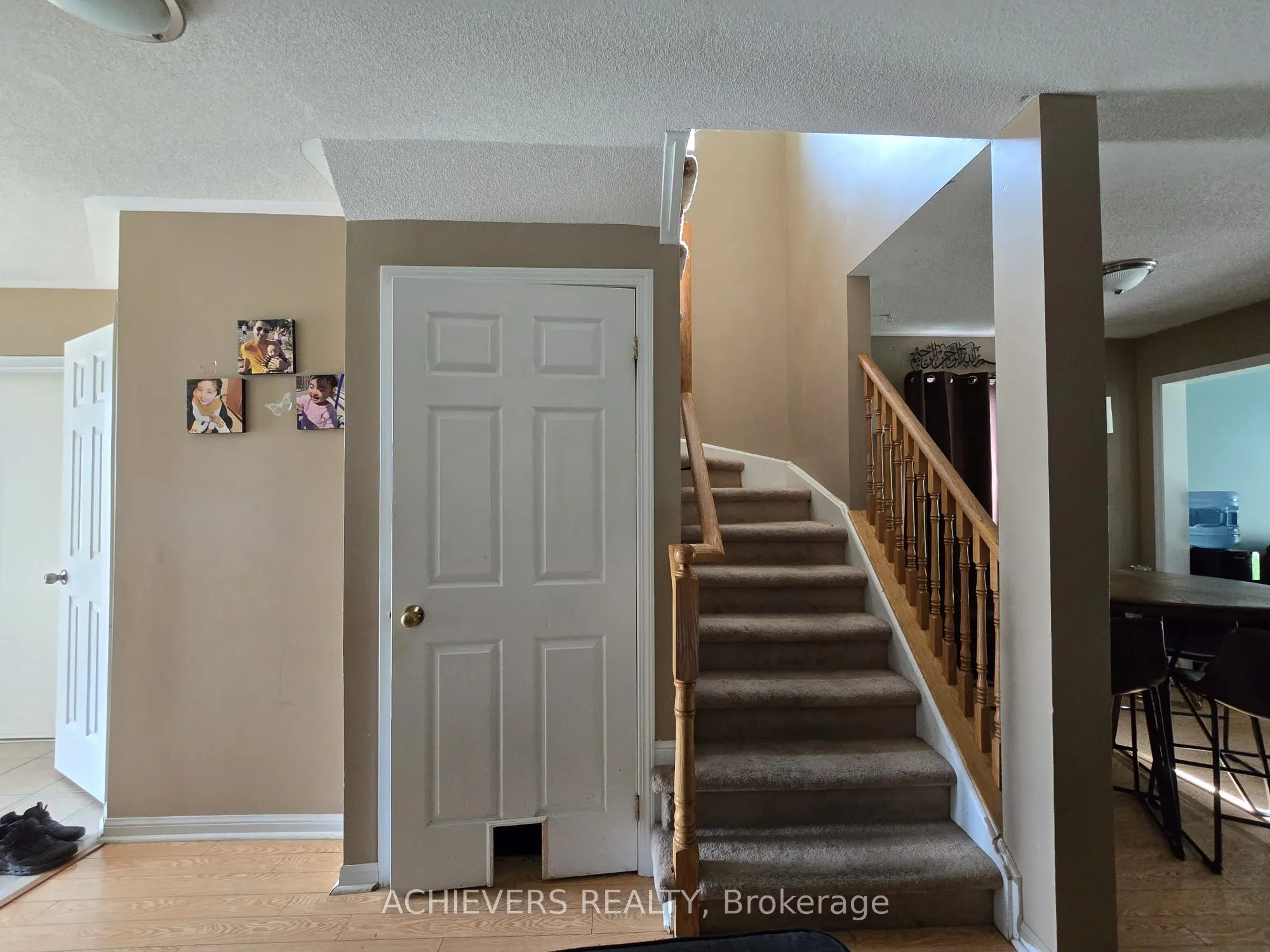 240 SCOTTSDALE Drive
