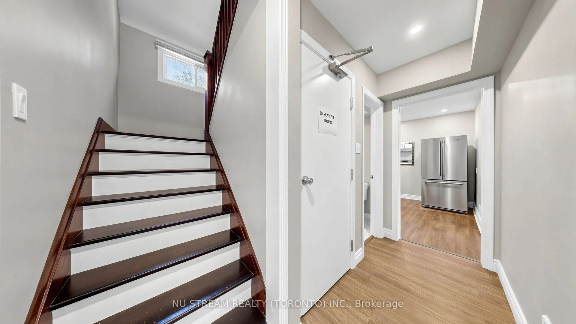 226 Oakridge Drive
