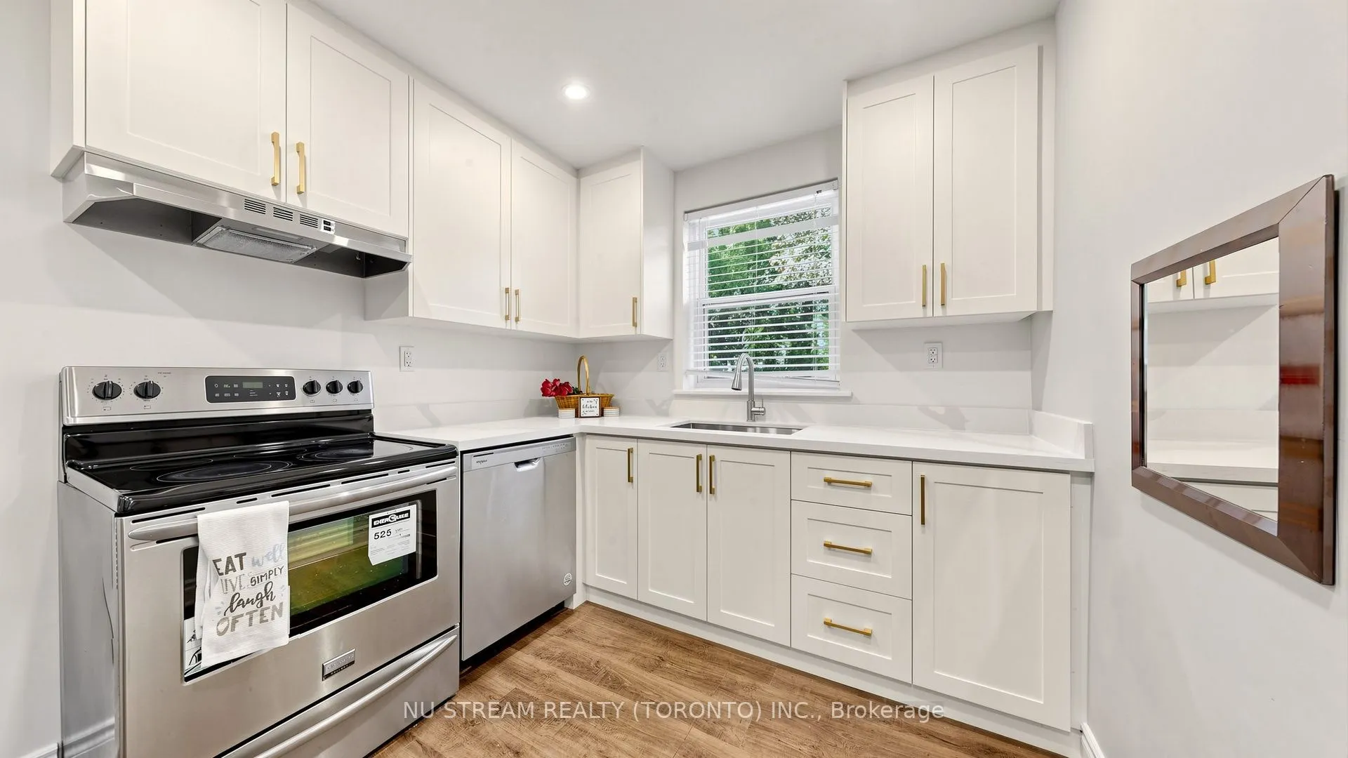226 Oakridge Drive