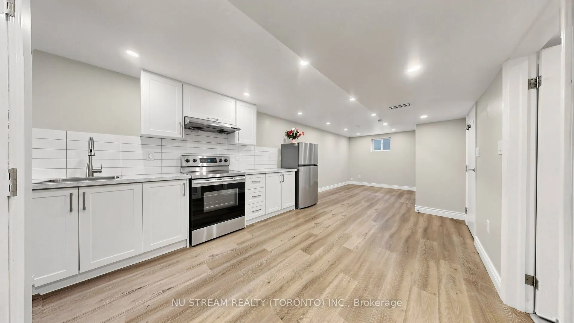 226 Oakridge Drive