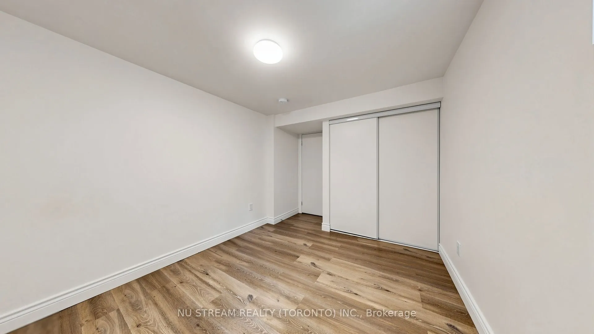 226 Oakridge Drive