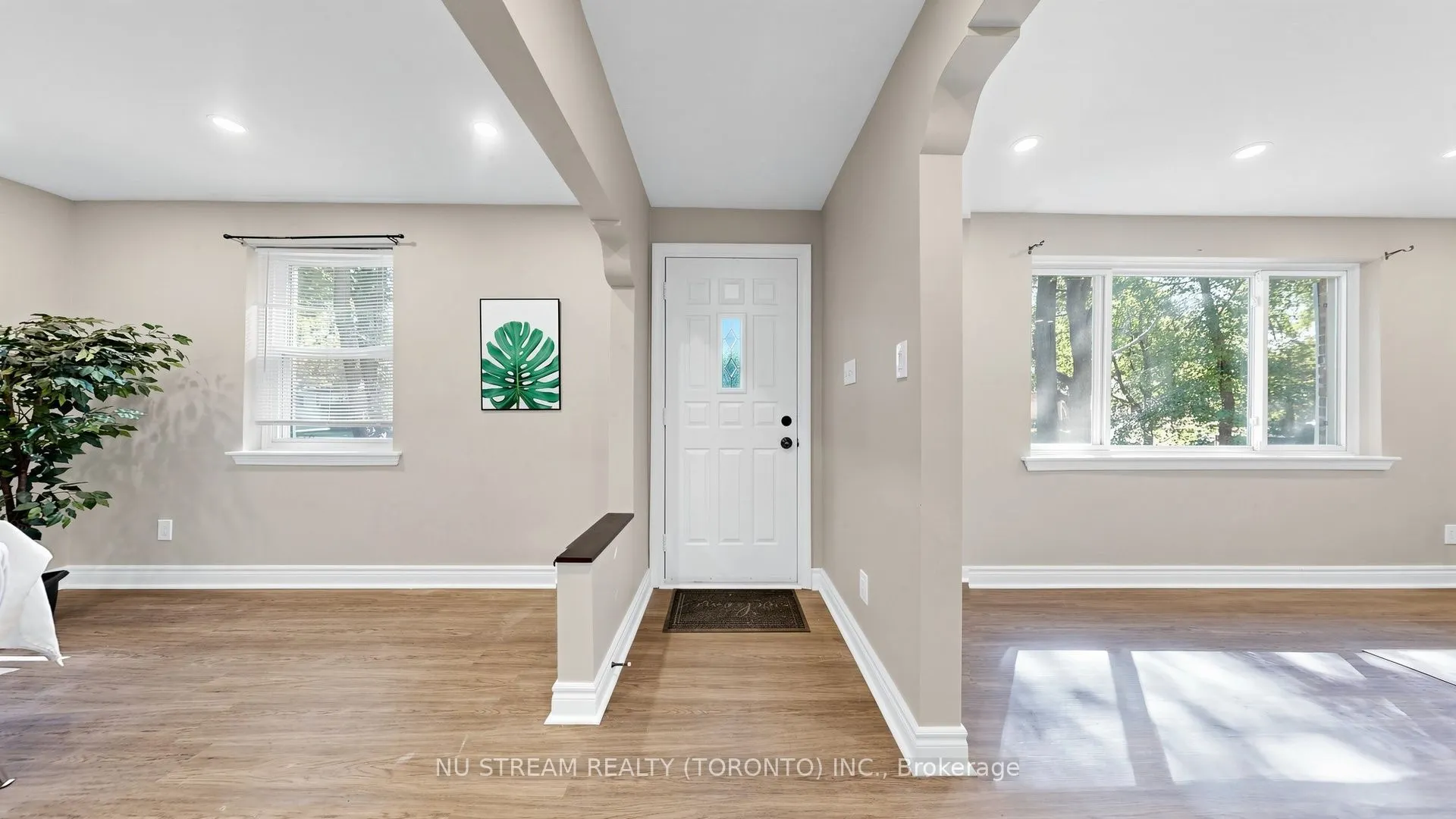 226 Oakridge Drive