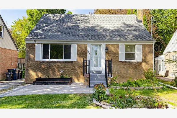 226 Oakridge Drive